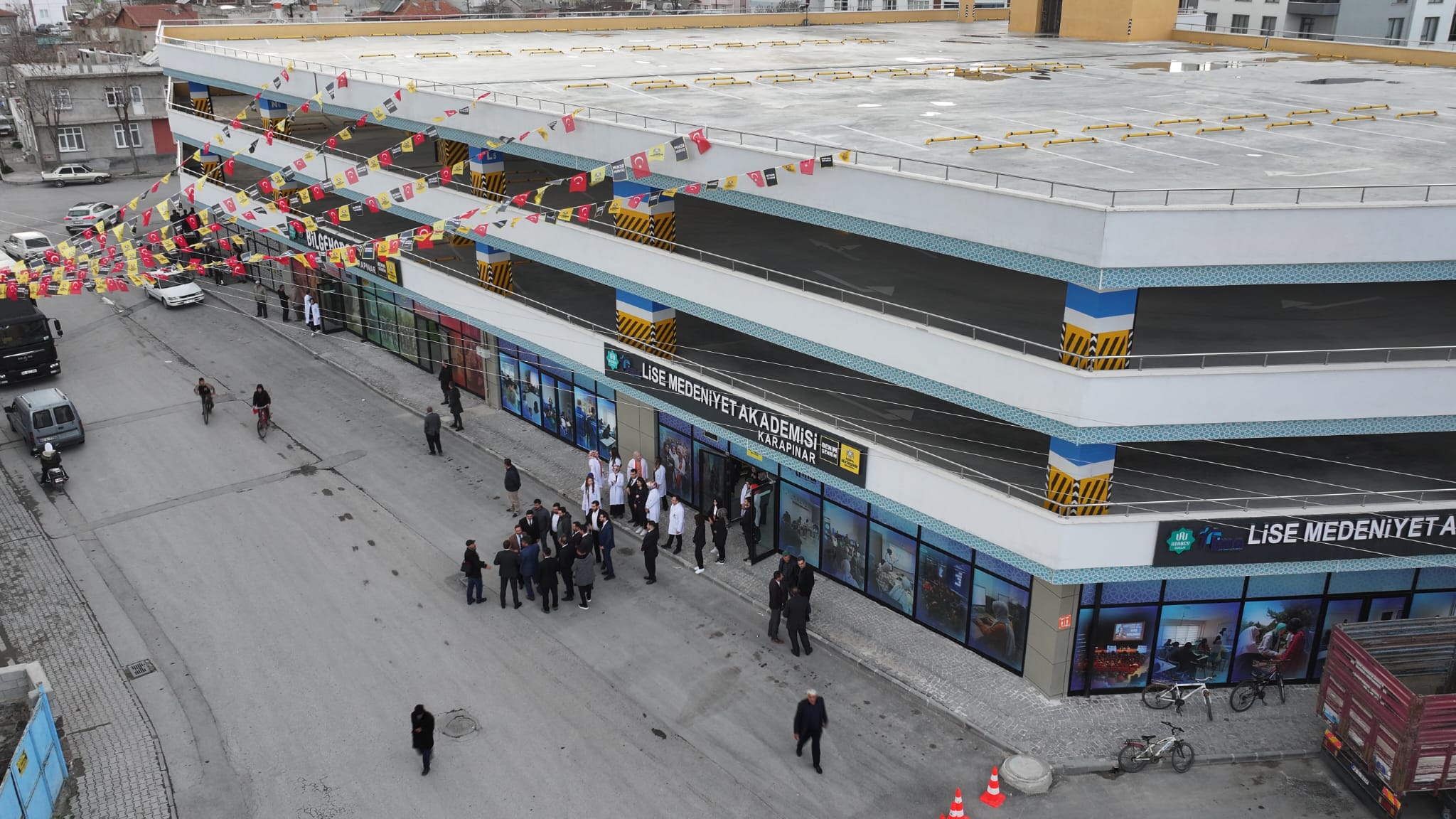 TİCARET BAKANI BOLAT KONYA BÜYÜKŞEHİR’İN KARAPINAR’A KAZANDIRDIĞI BİLGEHANE VE LİSE MEDENİYET AKADEMİSİ’NİN AÇILIŞINI YAPTI