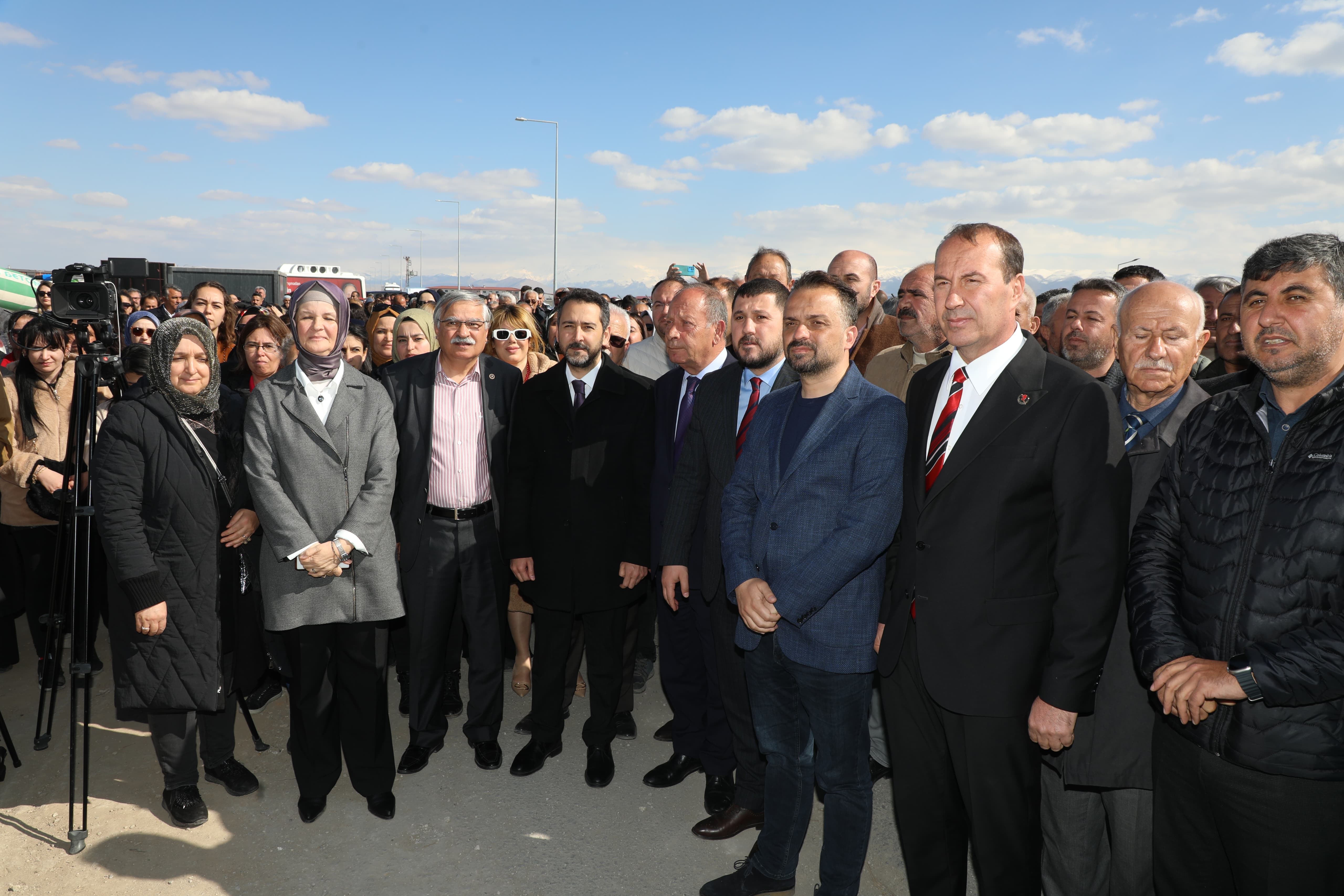 KONYA BÜYÜKŞEHİR EREĞLİ’YE KAMYON GARAJI KAZANDIRIYOR