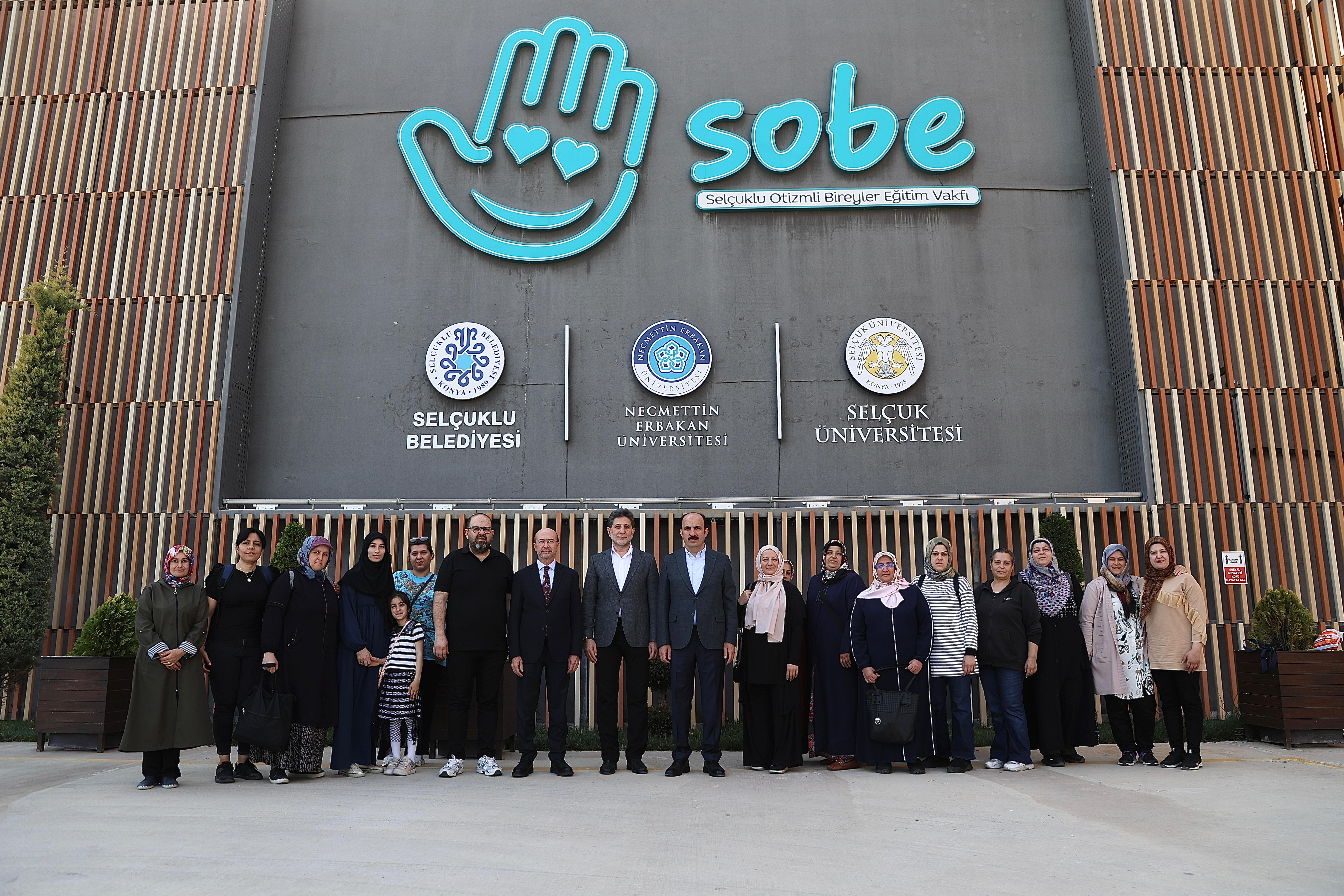 BAŞKAN ALTAY, 2 NİSAN DÜNYA OTİZM FARKINDALIK GÜNÜ’NDE SOBE’Yİ ZİYARET ETTİ