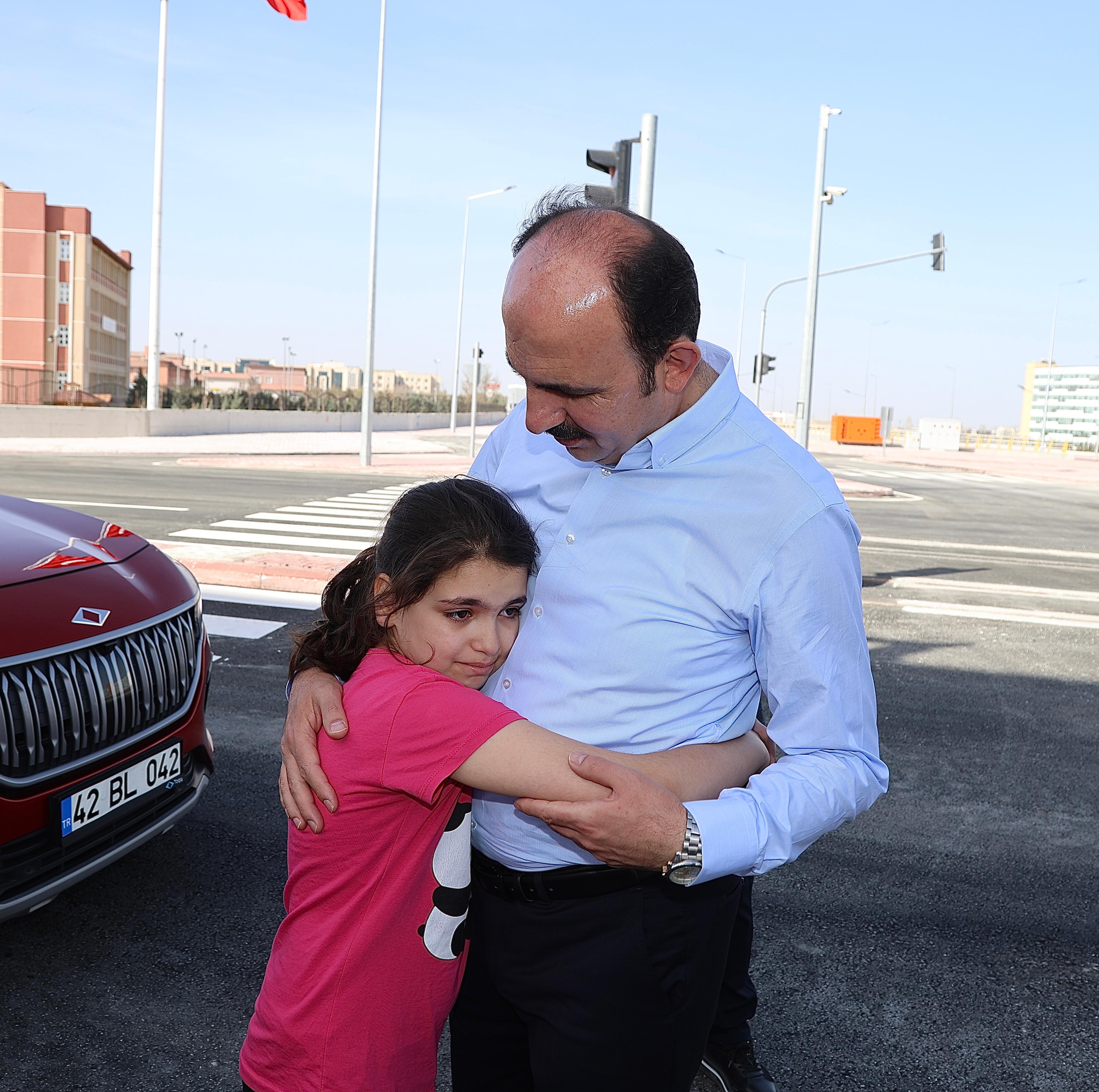 BAŞKAN ALTAY: “ŞEHİR HASTANESİ KÖPRÜLÜ KAVŞAĞI İLE YENİ RAYLI SİSTEMİN BAĞLANTI HATTI OLUŞTURULDU”