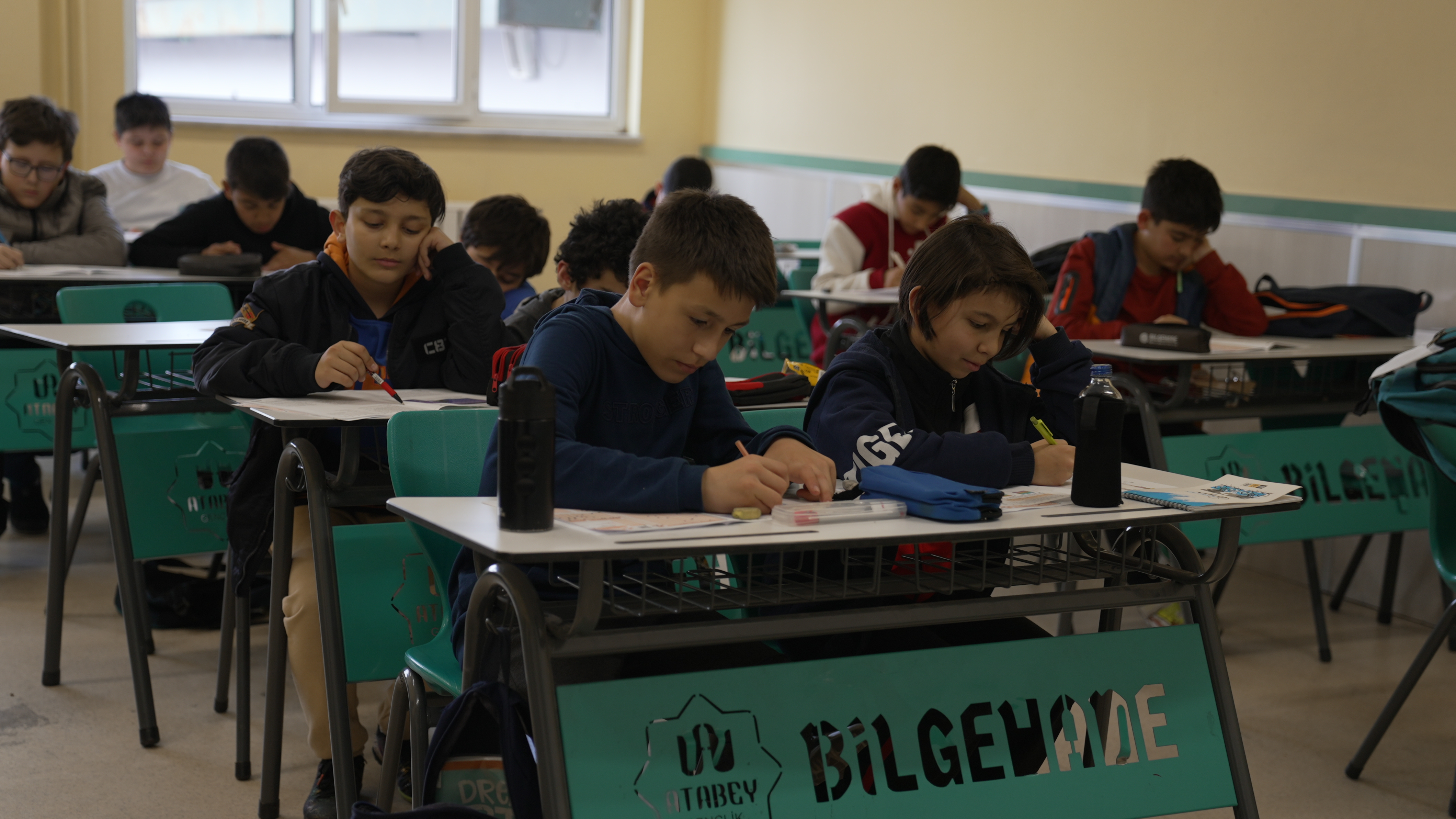 BİLGEHANELERDEKİ DENEME SINAVLARI ÖĞRENCİLERDE AKADEMİK BAŞARIYI DESTEKLİYOR