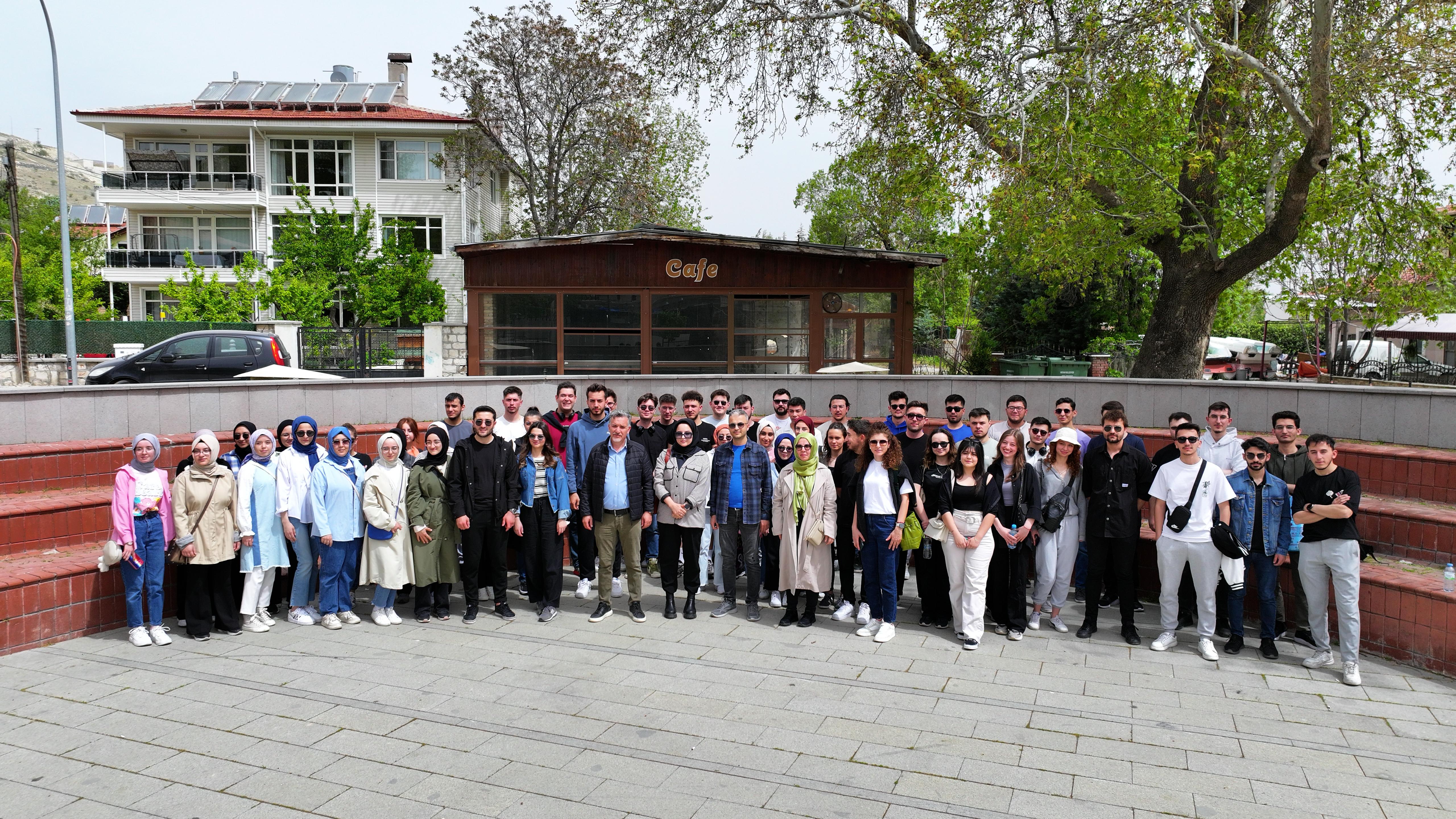 KONYA BÜYÜKŞEHİR'DEN ÇEVRENİN KORUNMASI İÇİN DİKKAT ÇEKEN ETKİNLİK