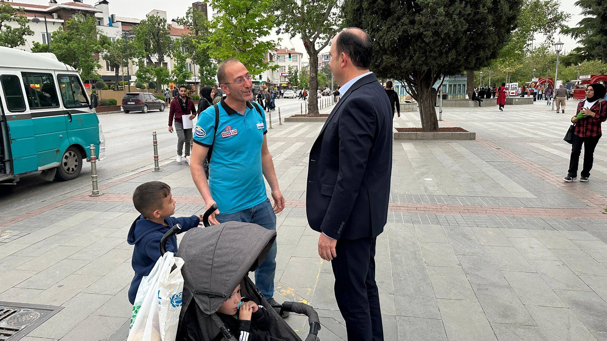 BAŞKAN ALTAY KÜLTÜRPARK’TA VATANDAŞLARLA BULUŞTU