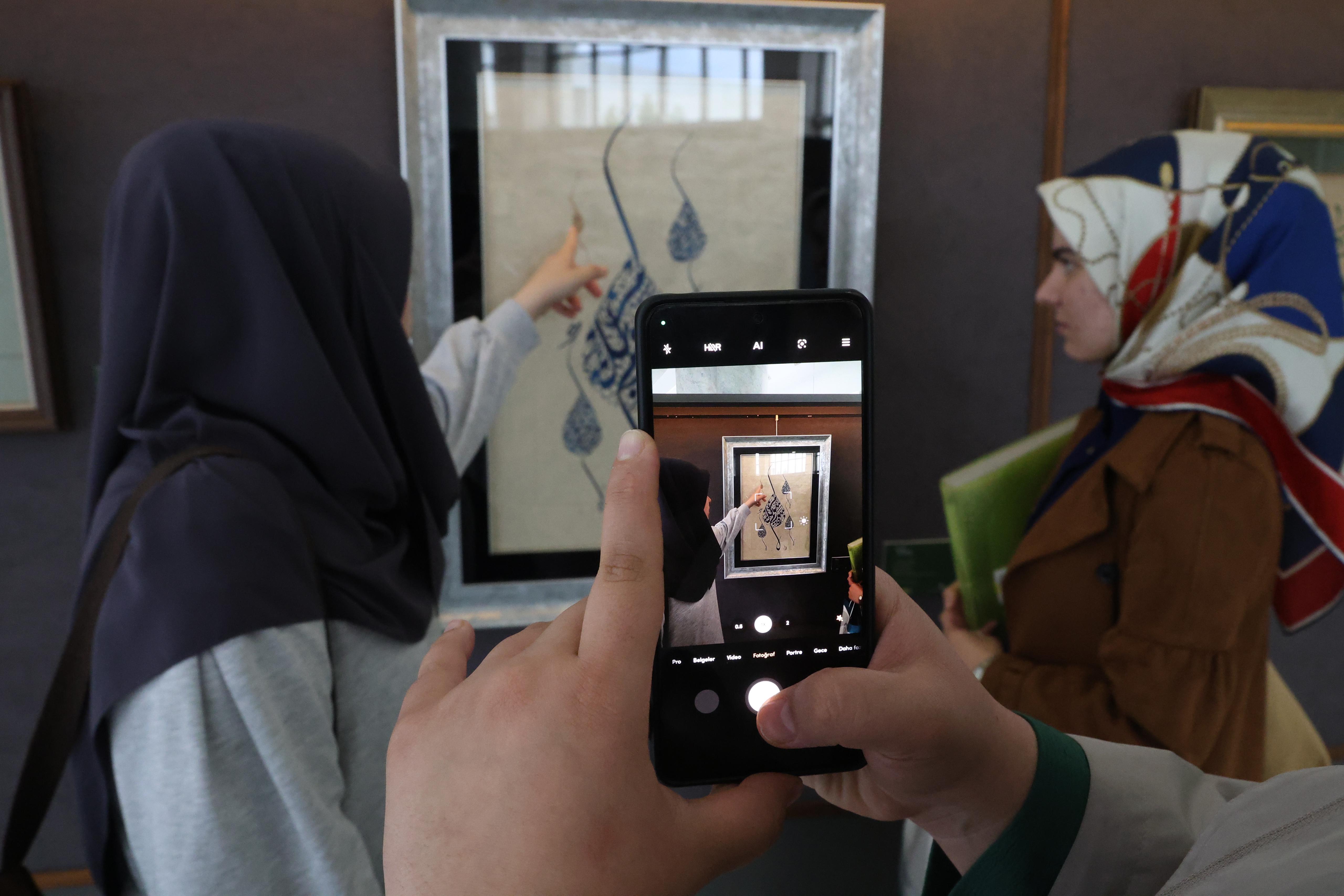 TEŞRİF-İ MEVLANA ETKİNLİKLERİ ZİYARETÇİLERDEN BÜYÜK İLGİ GÖRDÜ