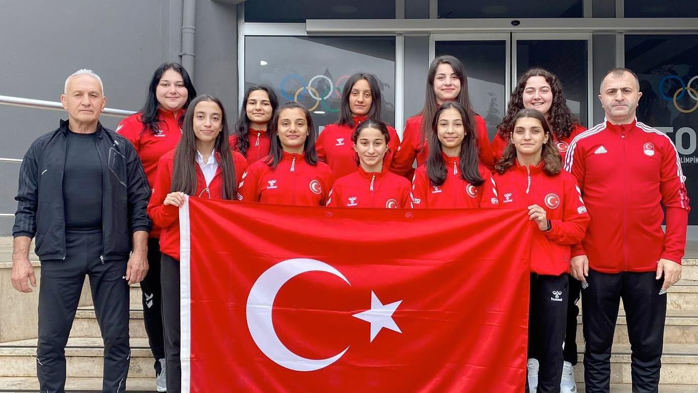GENÇ JUDOCUMUZDAN AZERBAYCAN’DA GURURLANDIRAN BAŞARI
