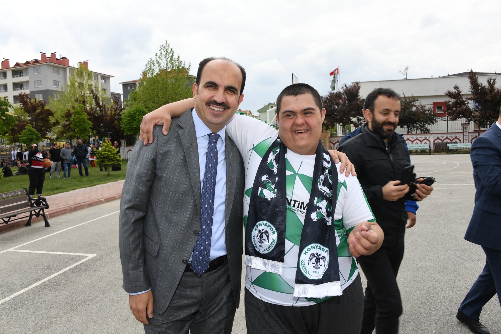 BAŞKAN ALTAY: “ENGELLERİ HEP BİRLİKTE KALDIRIYORUZ”