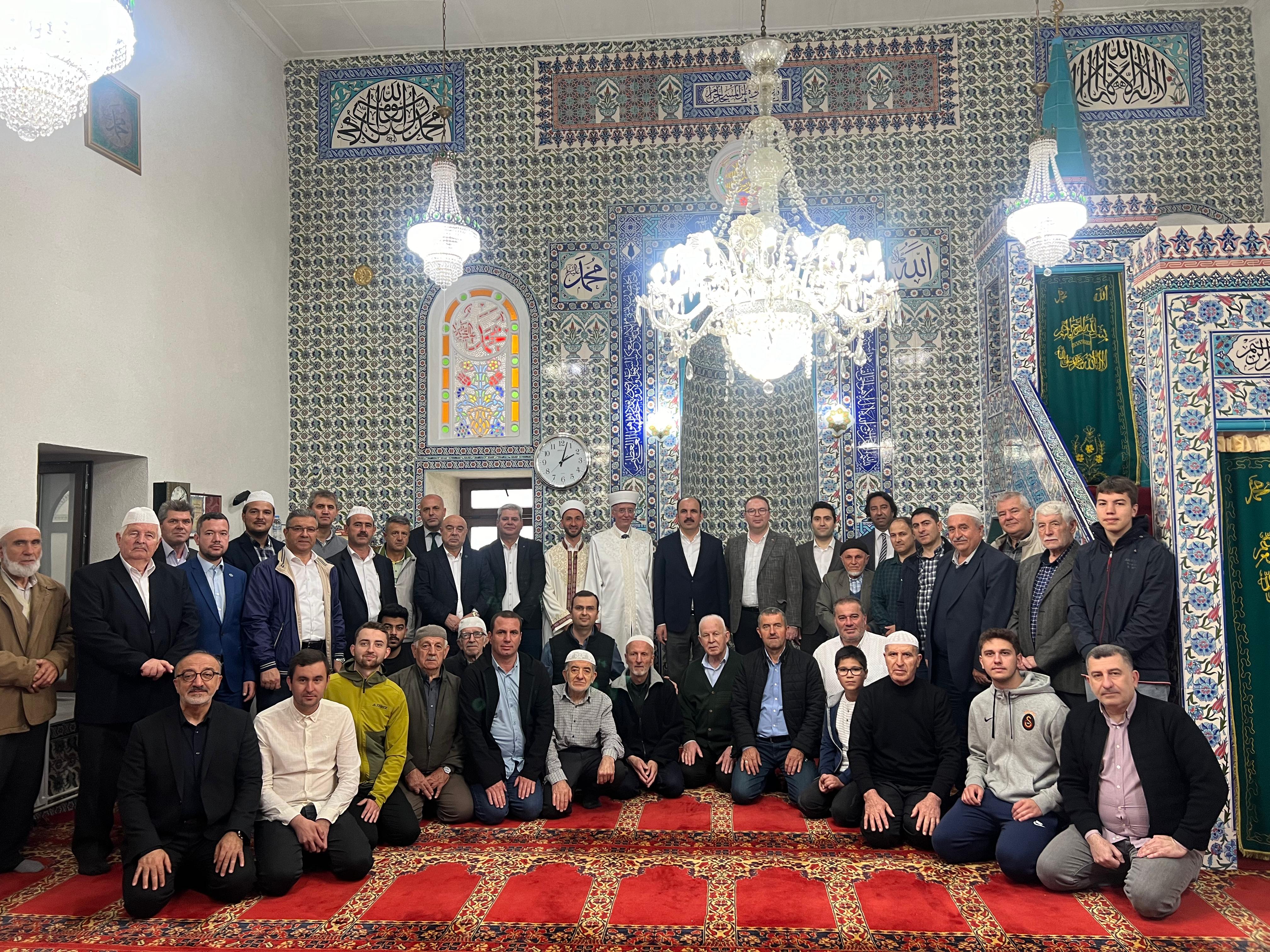 TDBB BAŞKANI ALTAY YUNANİSTAN’DA SOYDAŞLARIMIZLA BİR ARAYA GELDİ