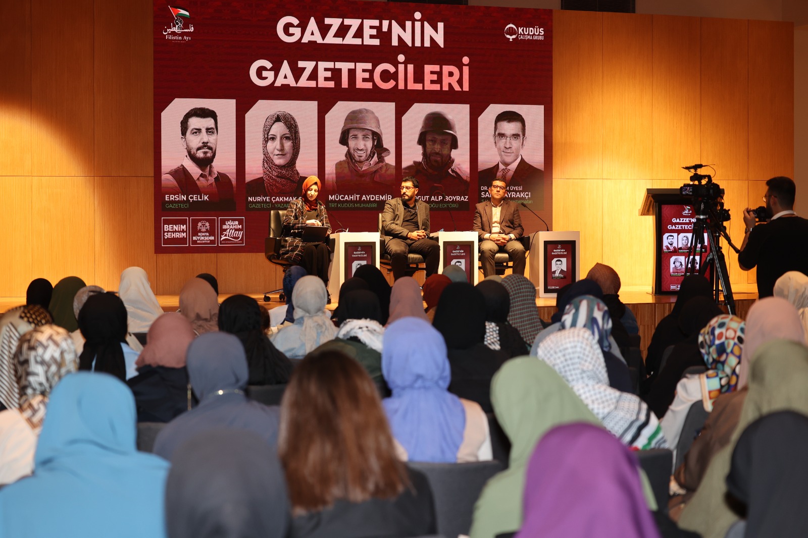 KONYA BÜYÜKŞEHİR ÇATISI ALTINDAKİ KUDÜS ÇALIŞMA GRUBU “GAZZE’NİN GAZETECİLERİ” KONFERANSI DÜZENLEDİ