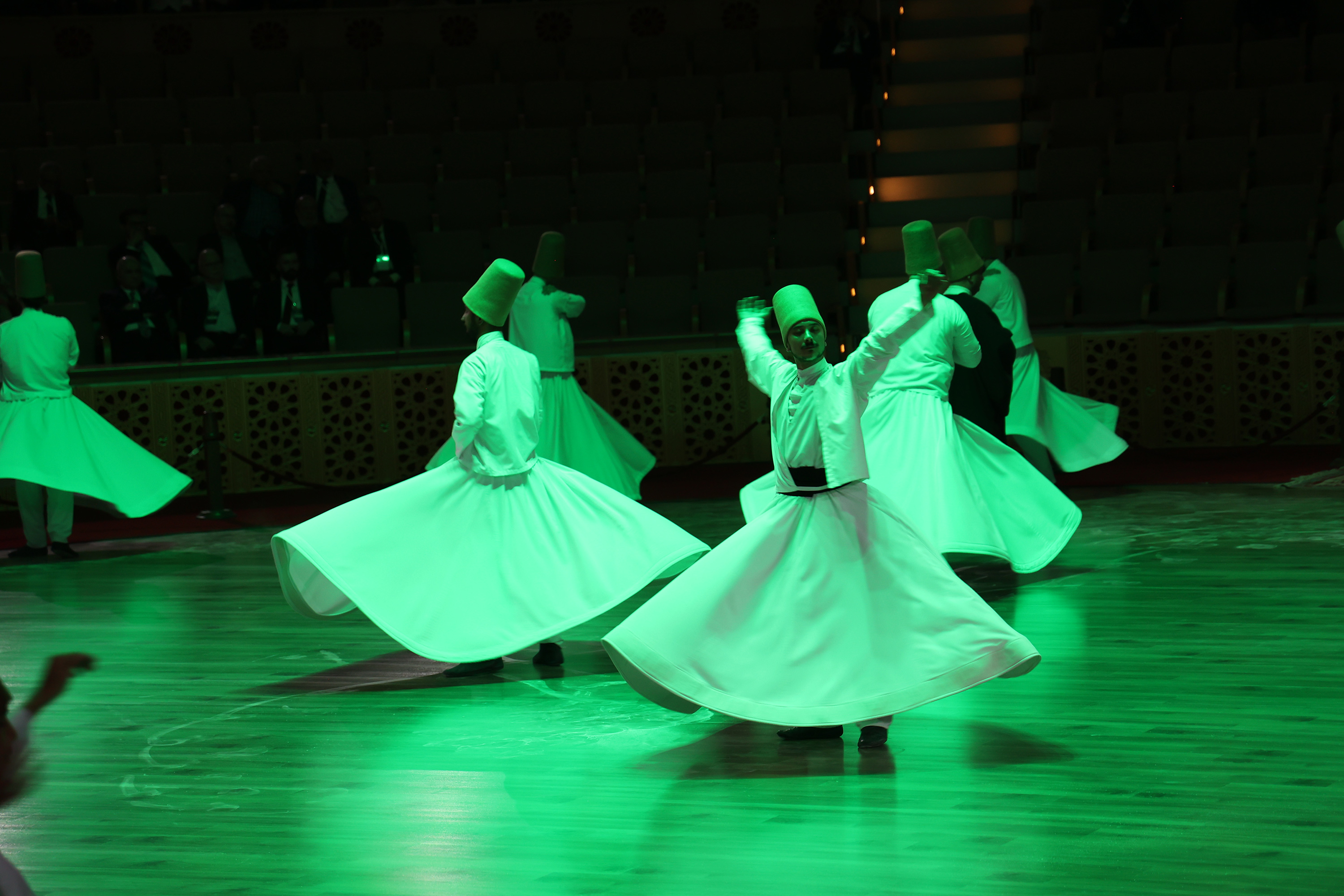 İSLAM ÜLKELERİNİN TEMSİLCİLERİ KONYA’DAN GÜZEL HATIRALARLA AYRILDI