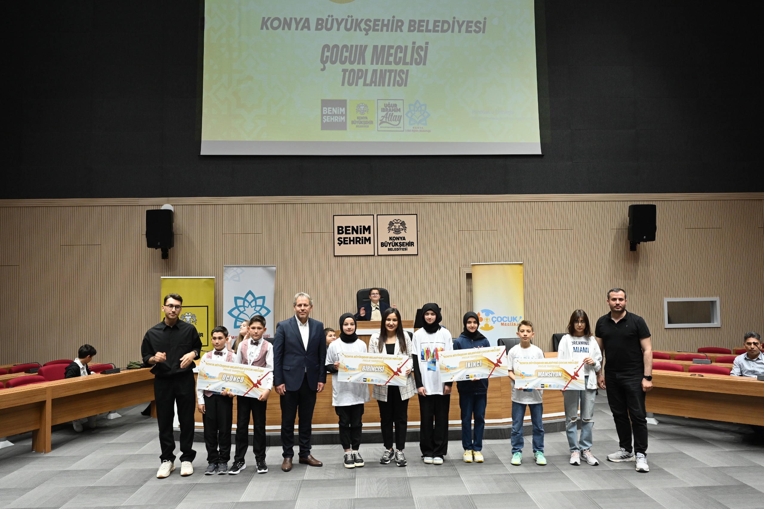 DÖNEM SONU TOPLANTISINI YAPAN KONYA BÜYÜKŞEHİR ÇOCUK MECLİSİ ÜYELERİ BEYŞEHİR’DE KAMP YAPTI