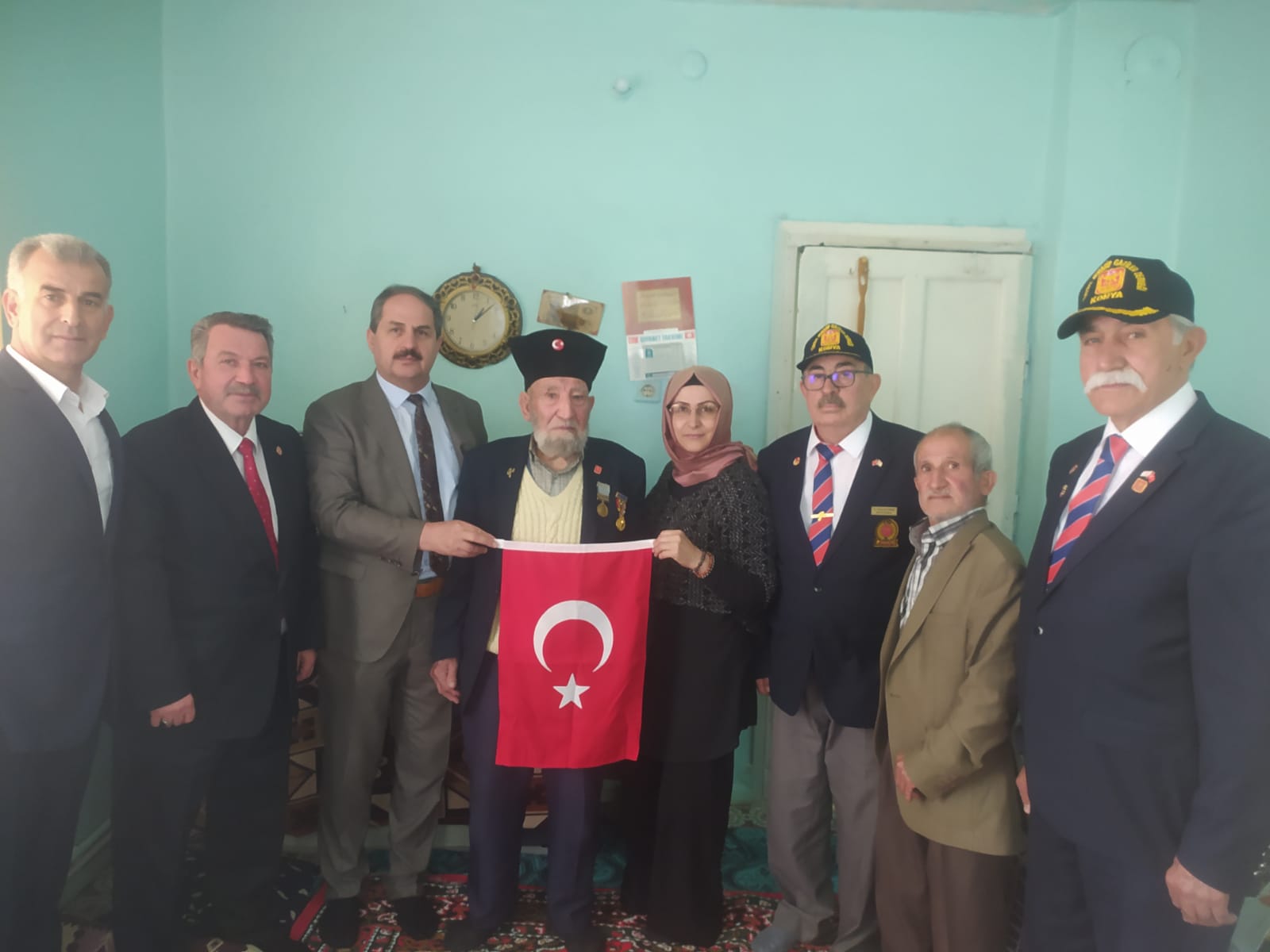 BAŞKAN ALTAY: "31 İLÇEDEKİ ŞEHİT VE GAZİ AİLELERİMİZİN EVLERİNE MİSAFİR OLUYORUZ”