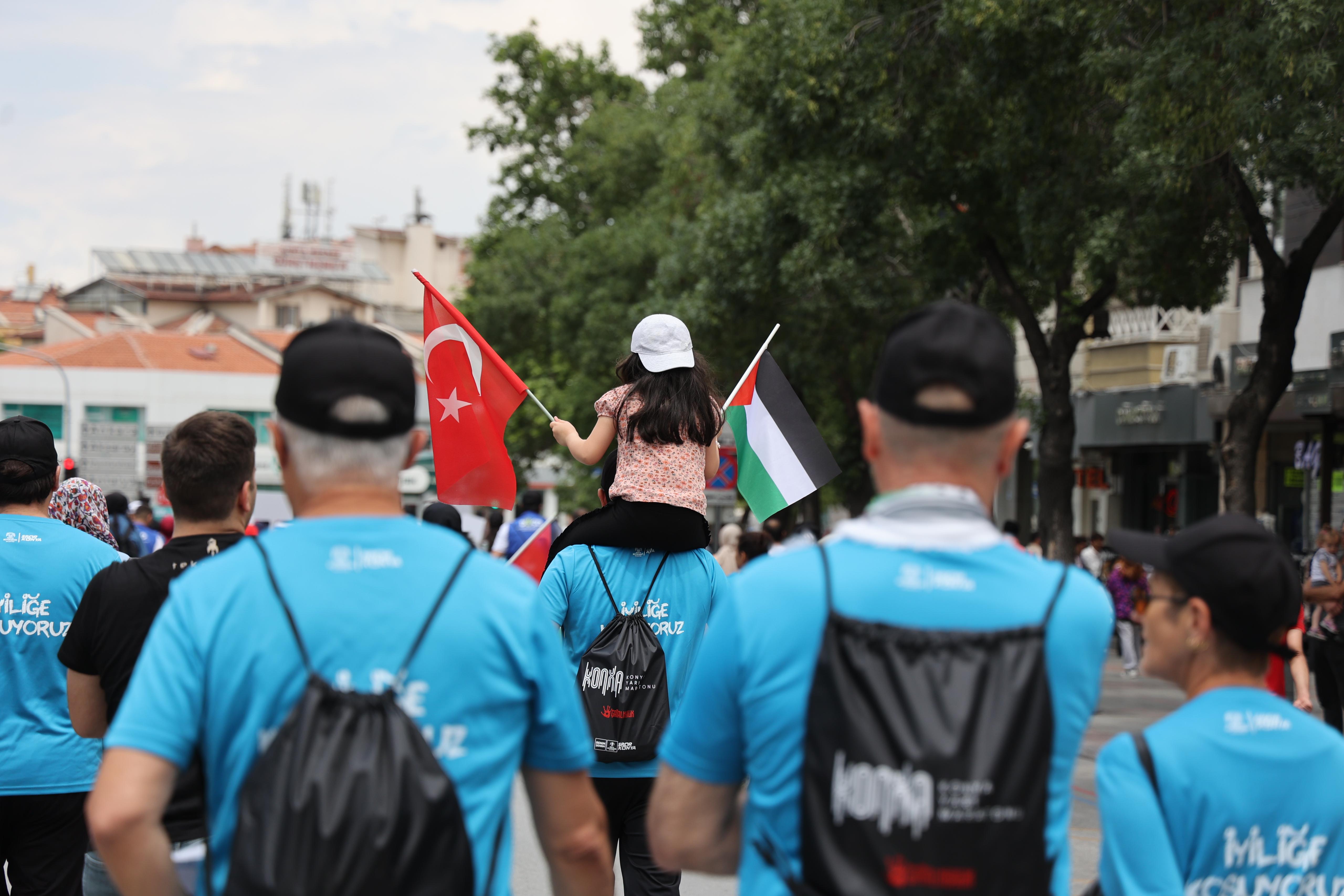 3. ULUSLARARASI KONYA YARI MARATONU BÜYÜK BİR COŞKUYLA KOŞULDU