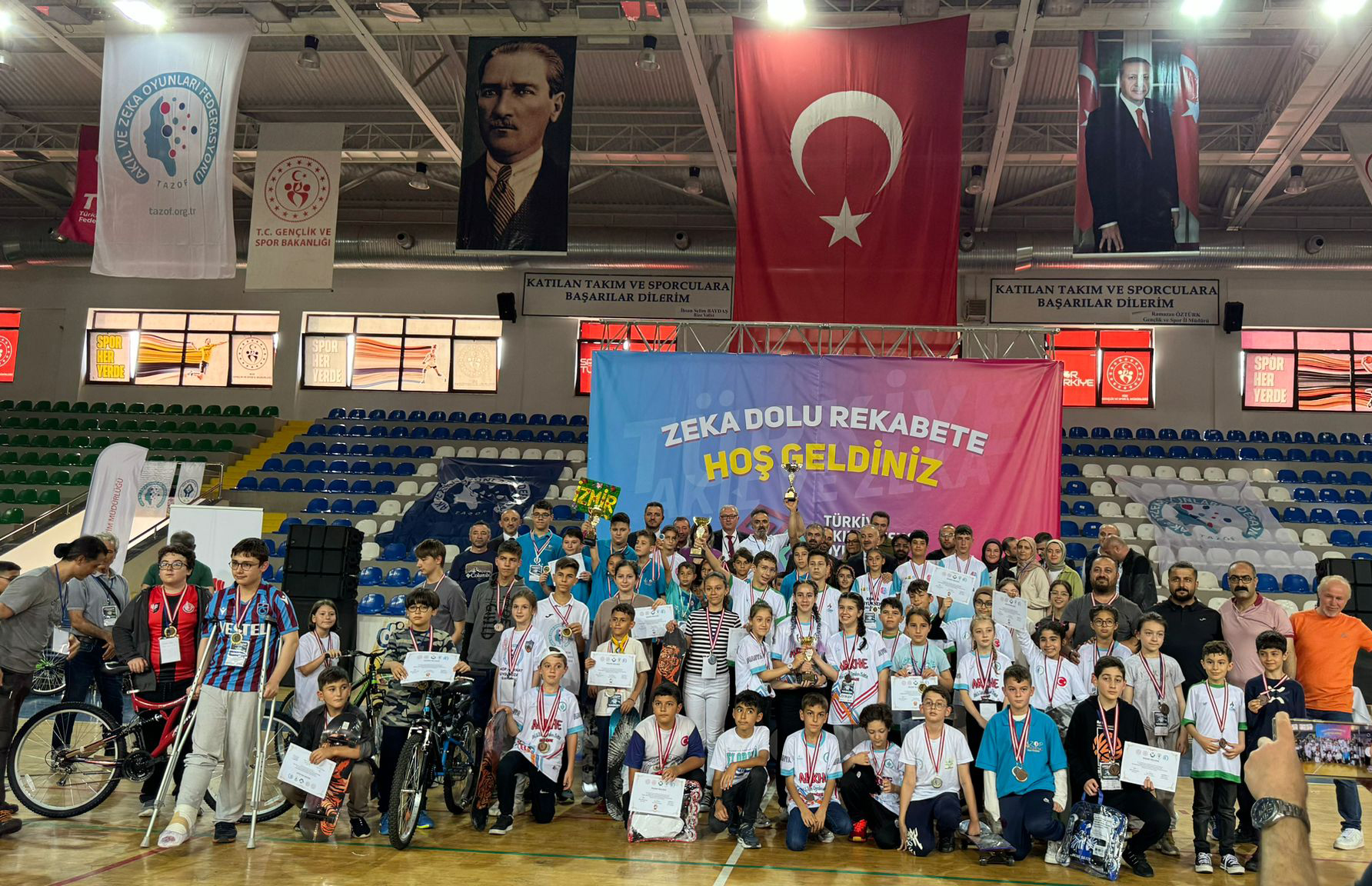 TÜRKİYE 6. AKIL VE ZEKA OYUNLARI FİNALLERİ’NE KONYALI ÖĞRENCİLER DAMGA VURDU