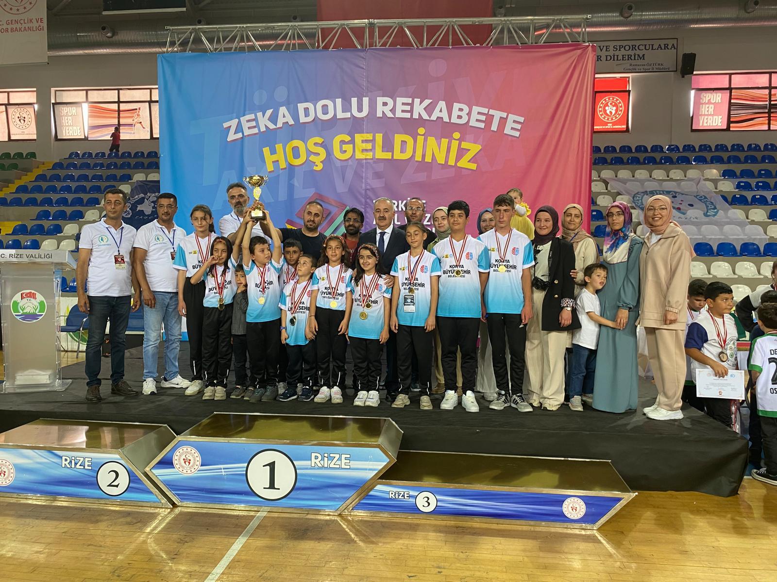 TÜRKİYE 6. AKIL VE ZEKA OYUNLARI FİNALLERİ’NE KONYALI ÖĞRENCİLER DAMGA VURDU