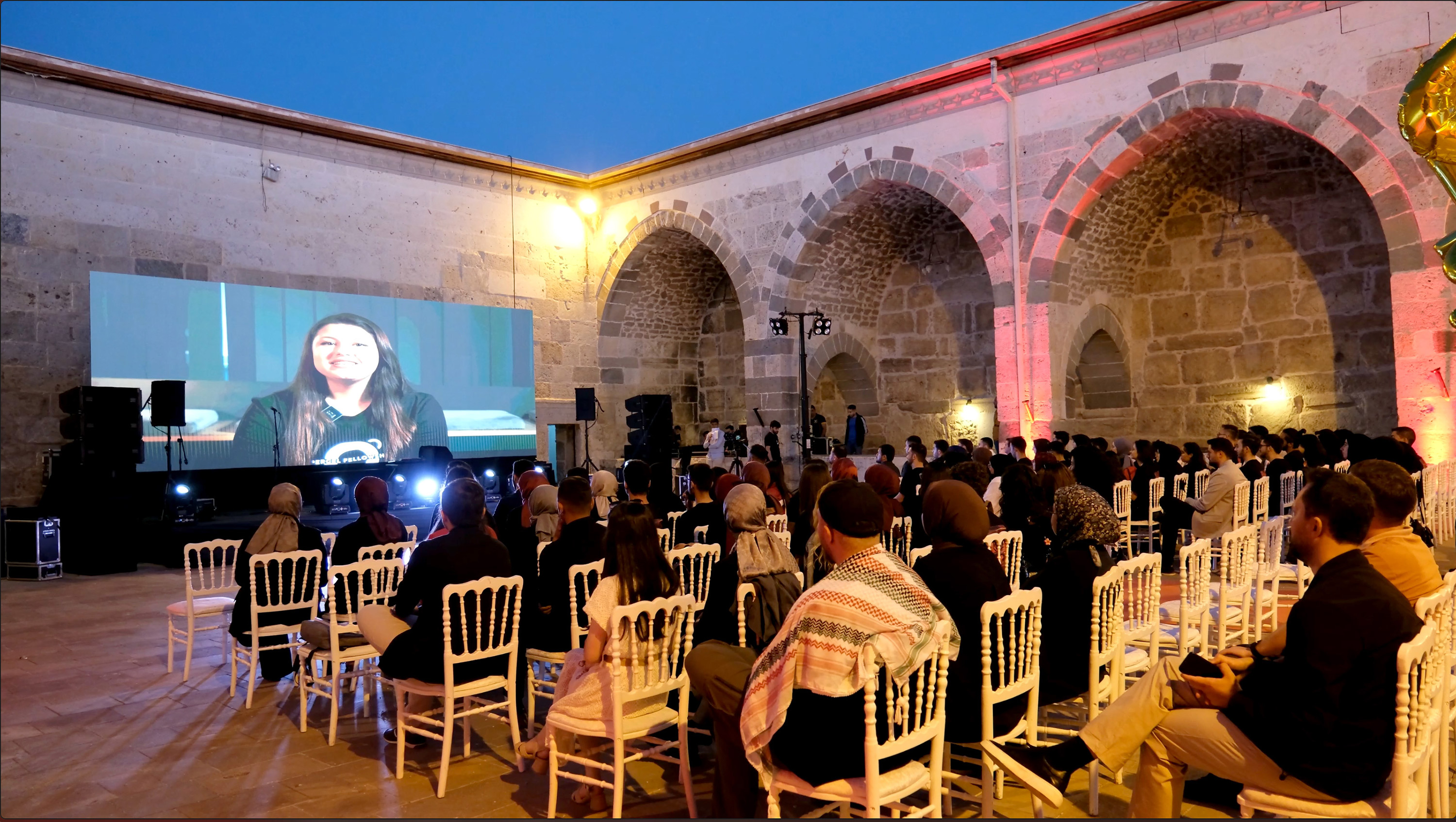 PERGEL FELLOWSHIP PROGRAMININ BAŞARIYLA TAMAMLAYAN ÖĞRENCİLER İÇİN MEZUNİYET TÖRENİ DÜZENLENDİ