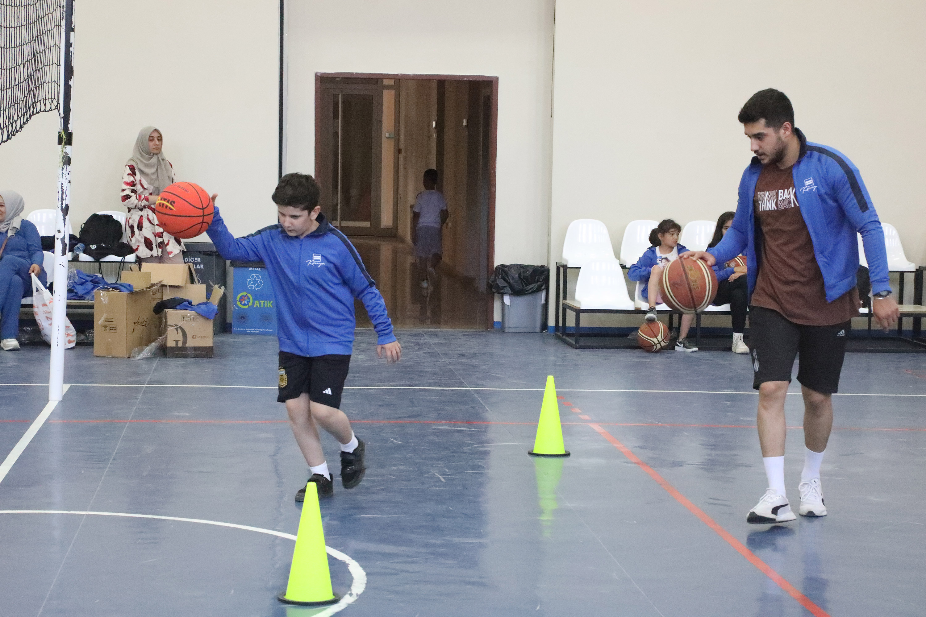 28 İLÇEDE BÜYÜKŞEHİR YAZ SPOR OKULLARI KAYIT HEYECANI BAŞLADI