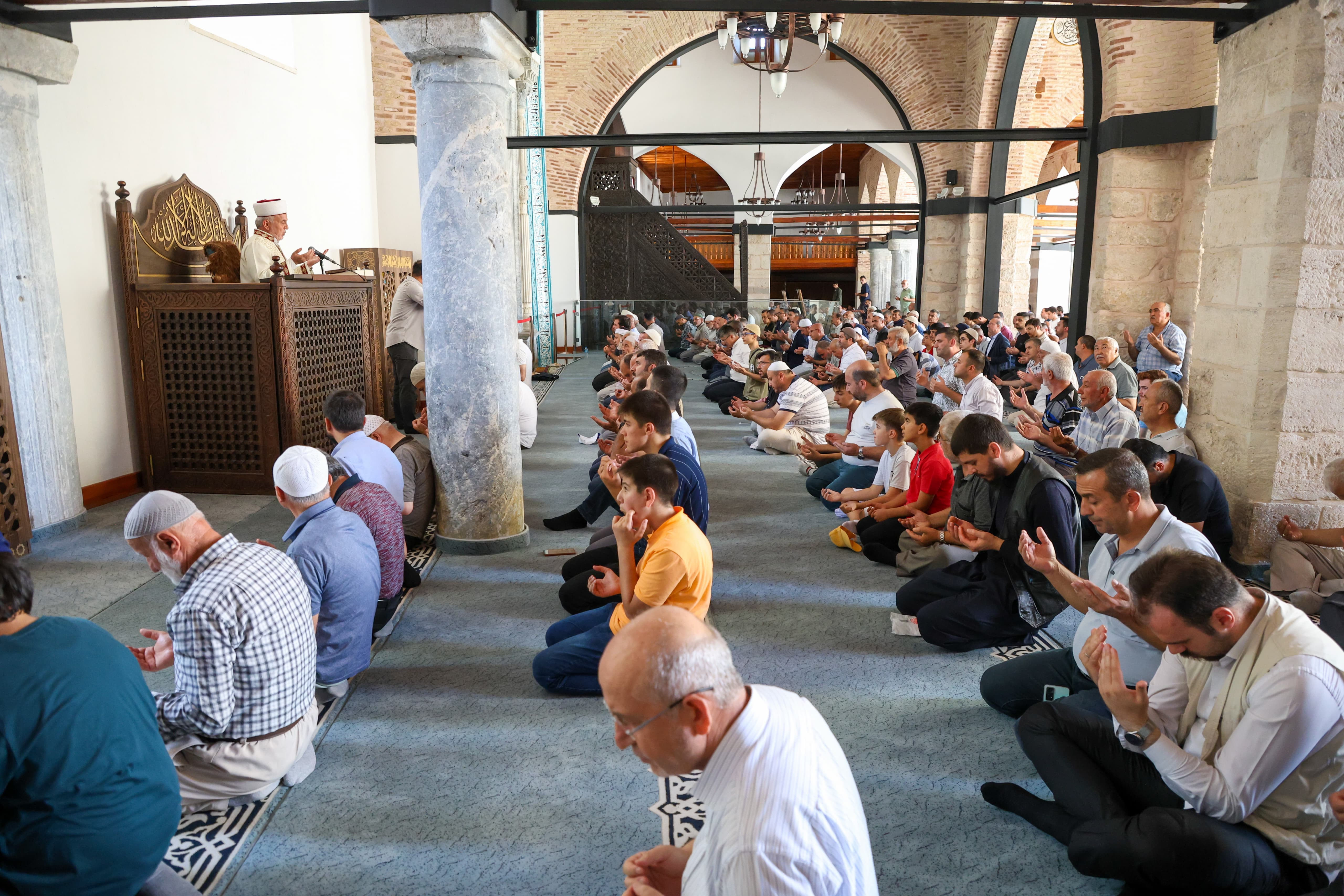 KONYA’NIN DÂRÜLMÜLK OLUŞUNUN 927. YILINDA SELÇUKLU SULTANLARI ANILDI