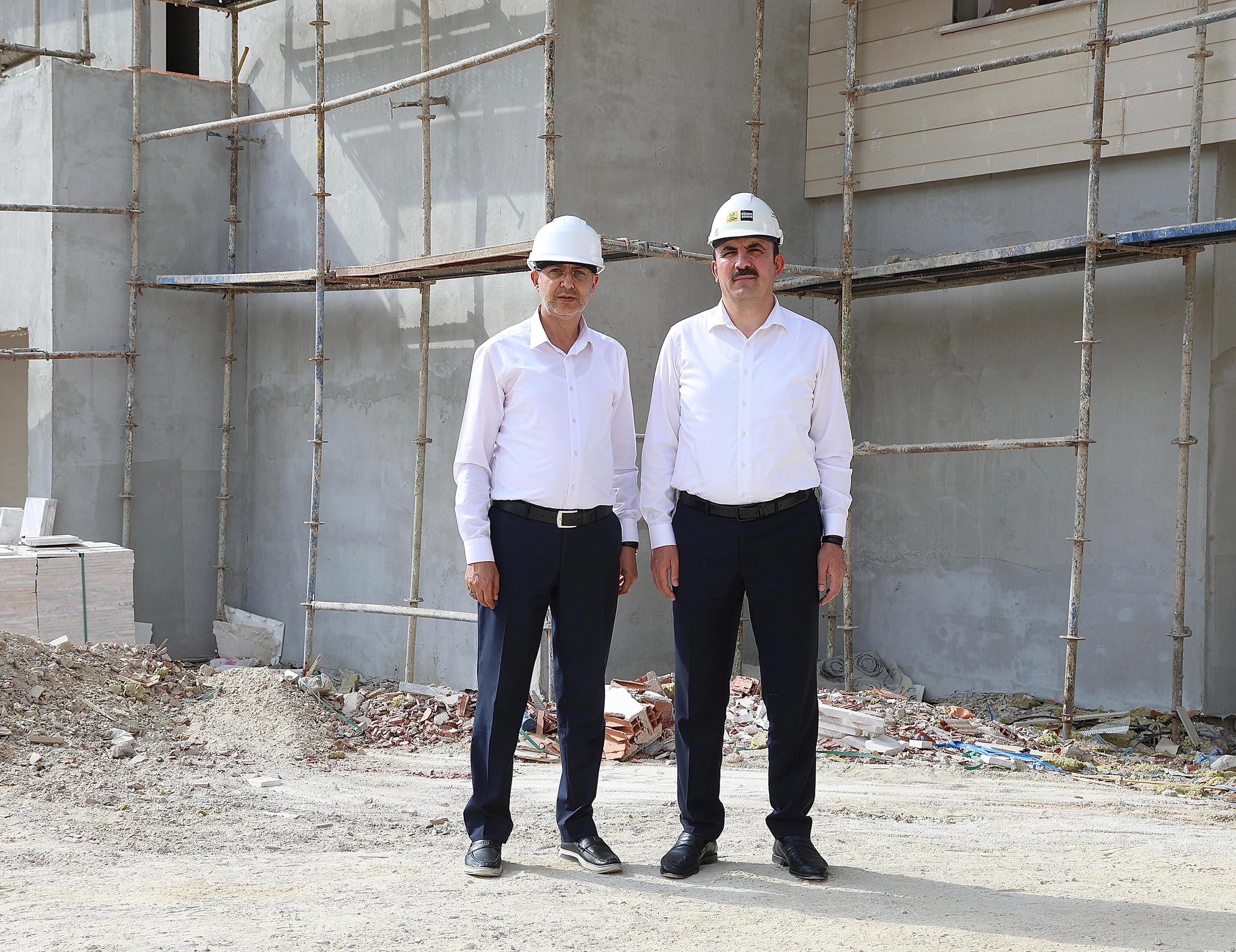 BAŞKAN ALTAY: “MİMARİSİYLE KADINHANI’NA DEĞER KATACAK BİR ESER ORTAYA ÇIKARACAĞIZ”