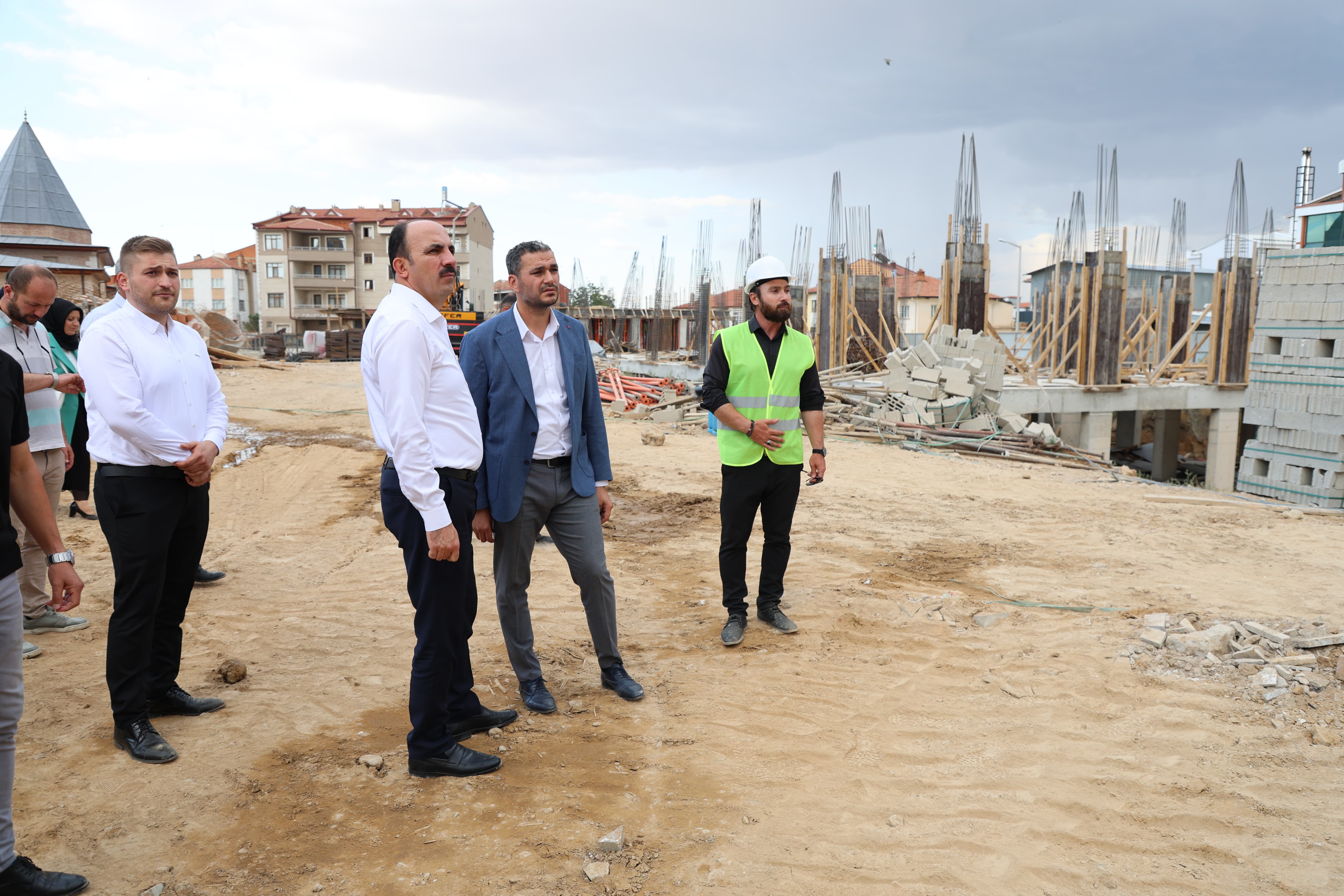 BAŞKAN ALTAY: “ILGIN ŞEHİR MERKEZİ, KONYA’YA VE ILGIN’A YAKIŞIR HALE GELECEK”