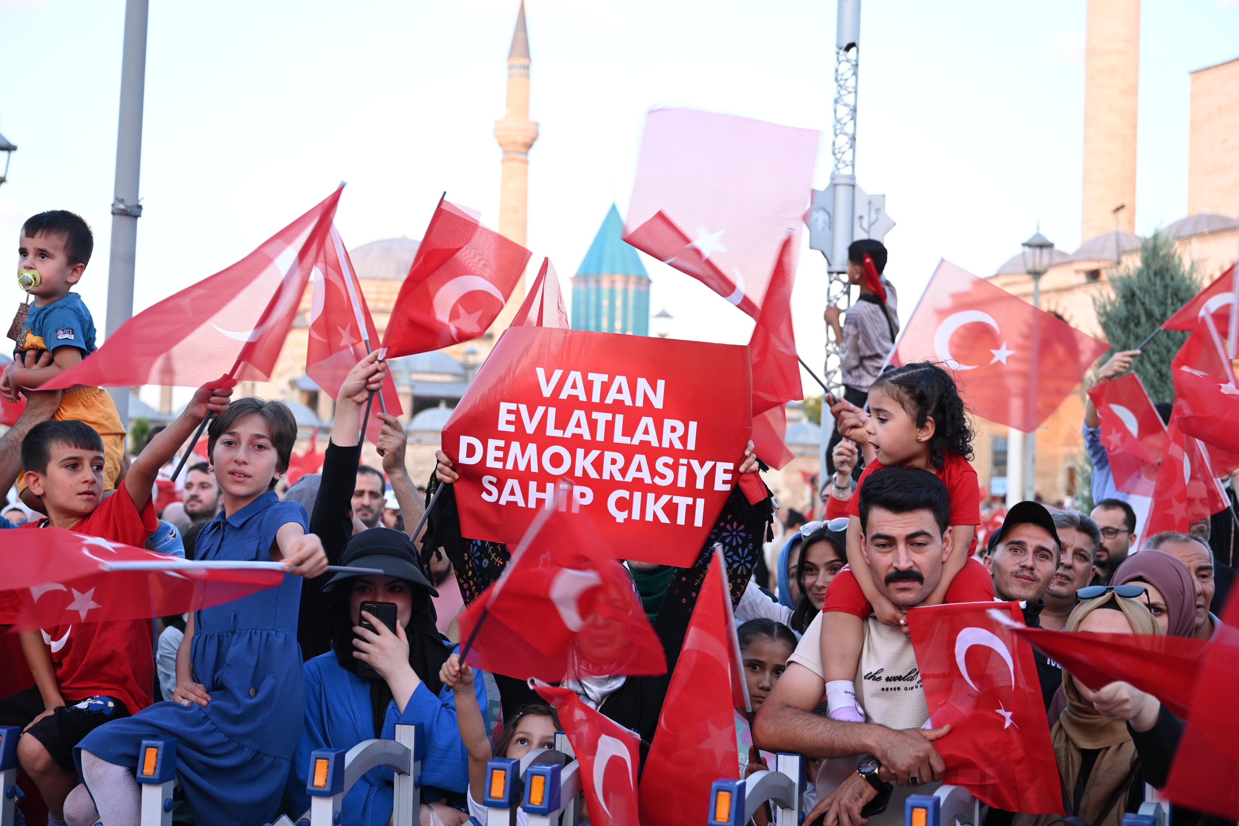 BAŞKAN ALTAY: “BİZE DÜŞEN 15 TEMMUZ’U UNUTMAMAK, UNUTTURMAMAKTIR”