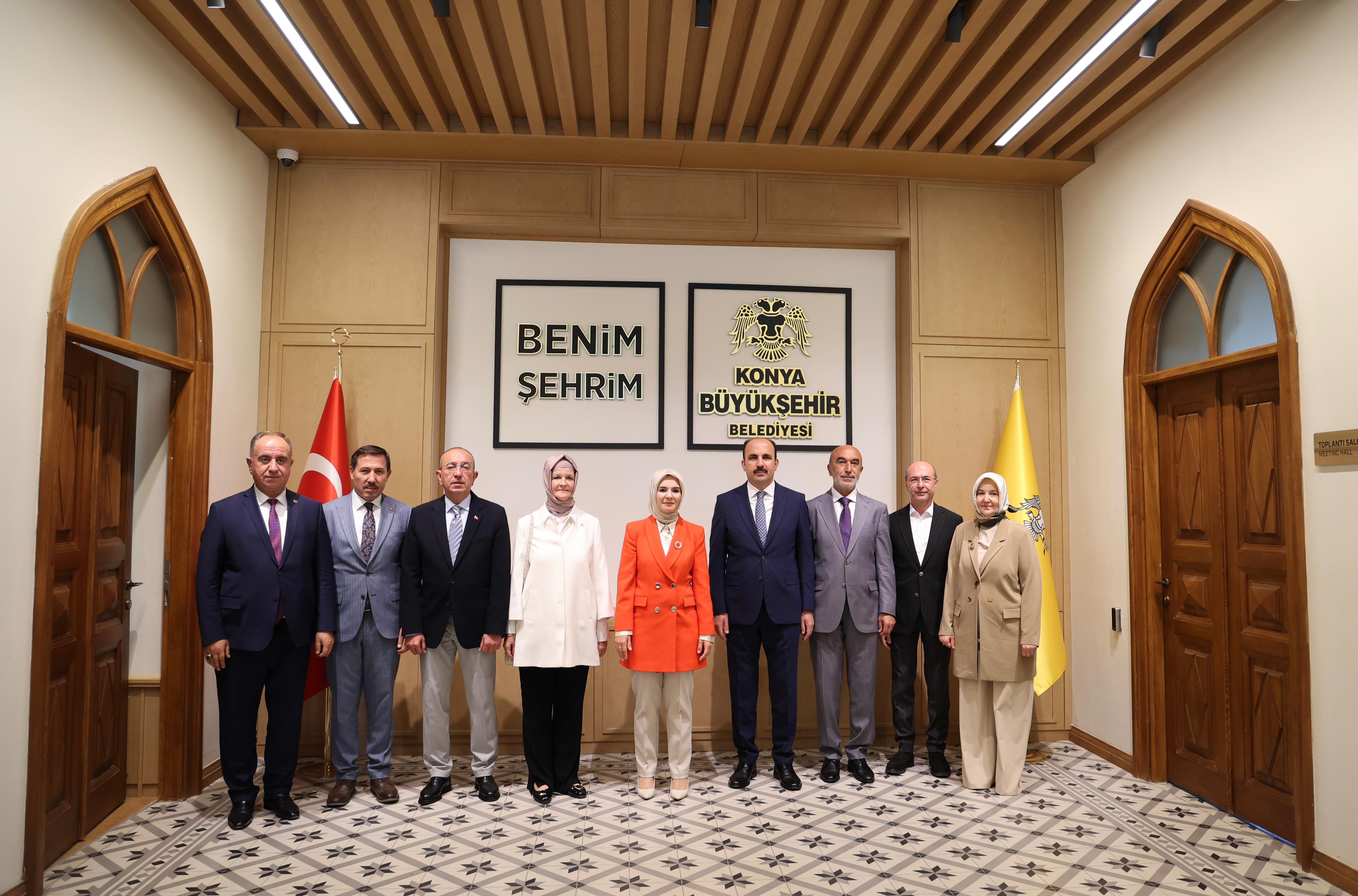 AİLE VE SOSYAL HİZMETLER BAKANI GÖKTAŞ BAŞKAN ALTAY’I ZİYARET ETTİ