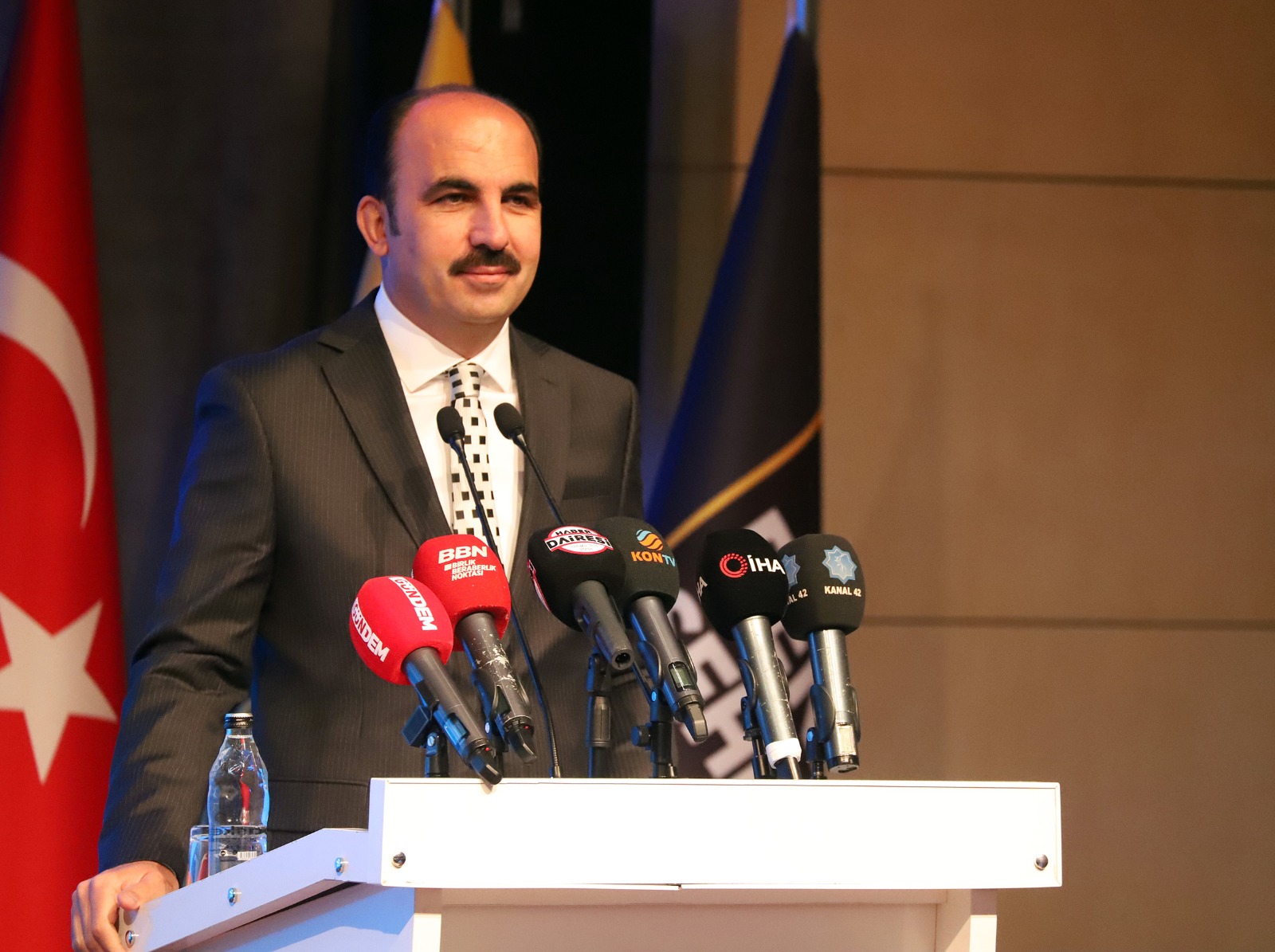 BAŞKAN ALTAY 24 TEMMUZ GAZETECİLER VE BASIN BAYRAMI’NI KUTLADI