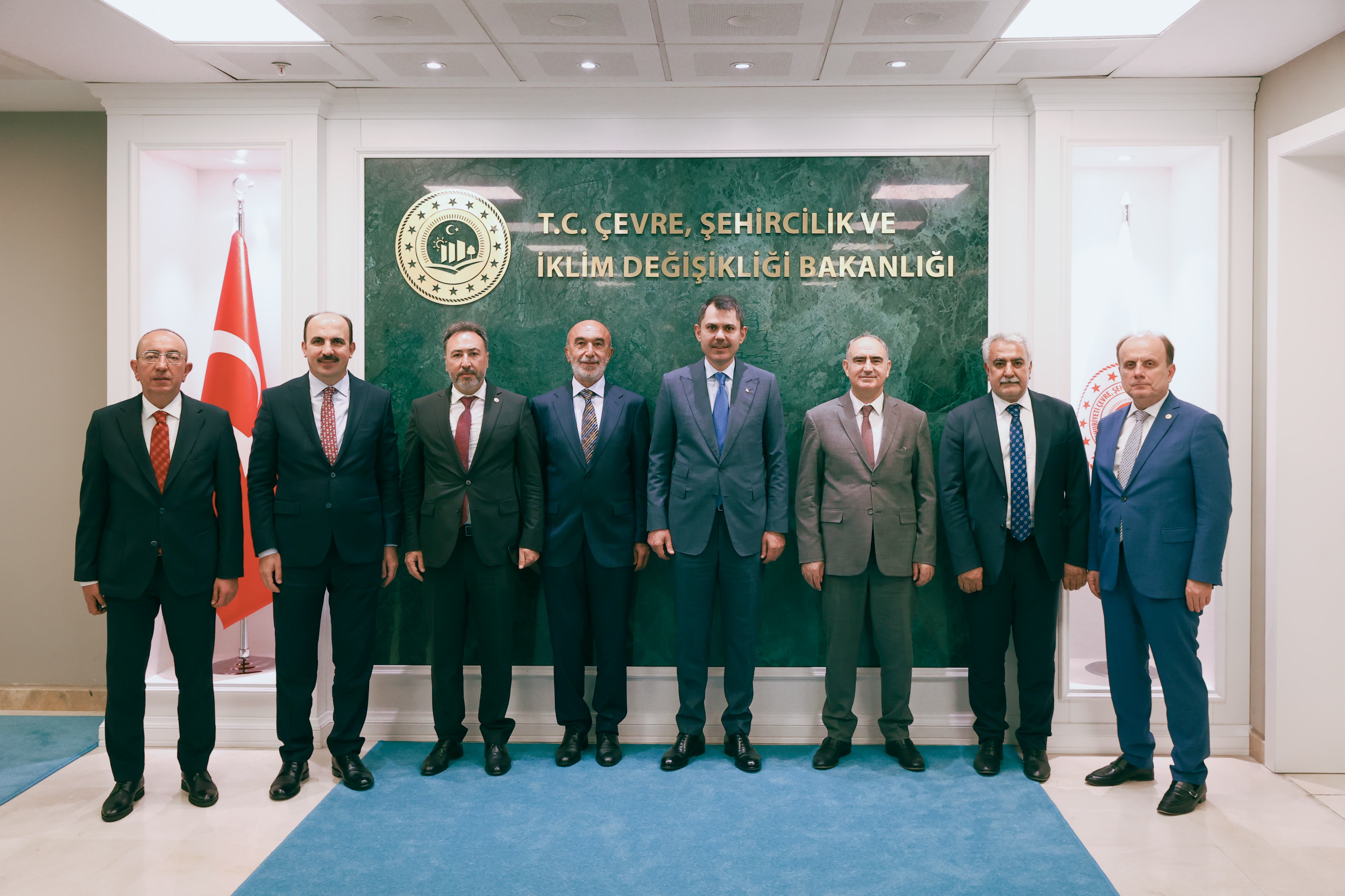 KONYA PROTOKOLÜ BAKAN KURUM İLE BAKAN MEMİŞOĞLU’NA HAYIRLI OLSUN ZİYARETİNDE BULUNDU