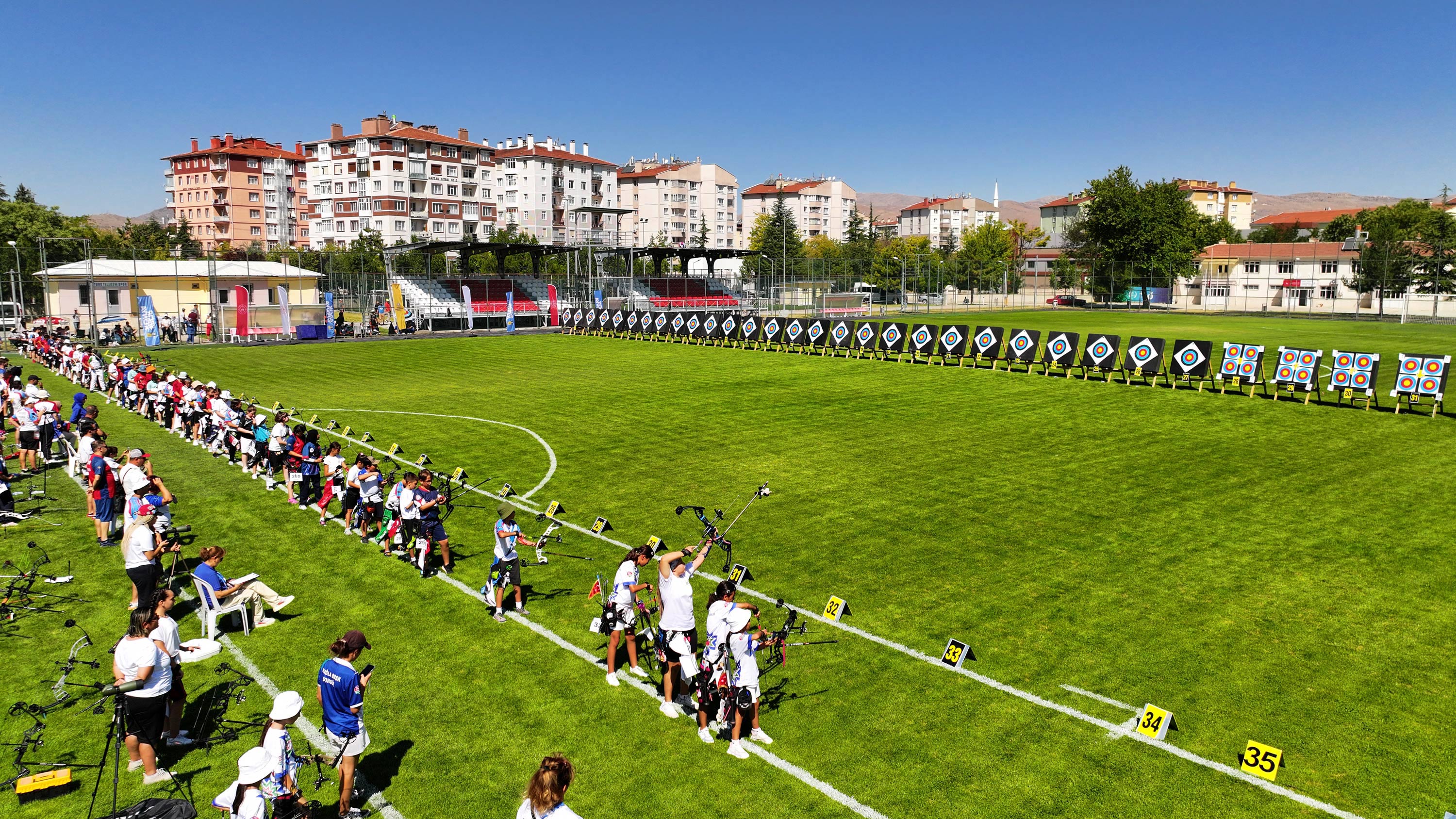 KONYA BÜYÜKŞEHİR BELEDİYESİ İLLER ARASI OKÇULUK TURNUVASI BAŞLADI