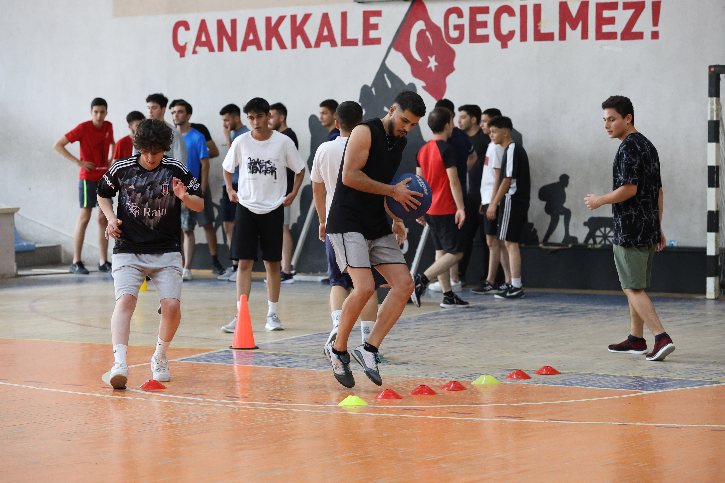 BAŞKAN ALTAY: “GENÇLERİMİZİN HAYALLERİNE KAVUŞMASINA DESTEK OLMAYA DEVAM EDECEĞİZ”