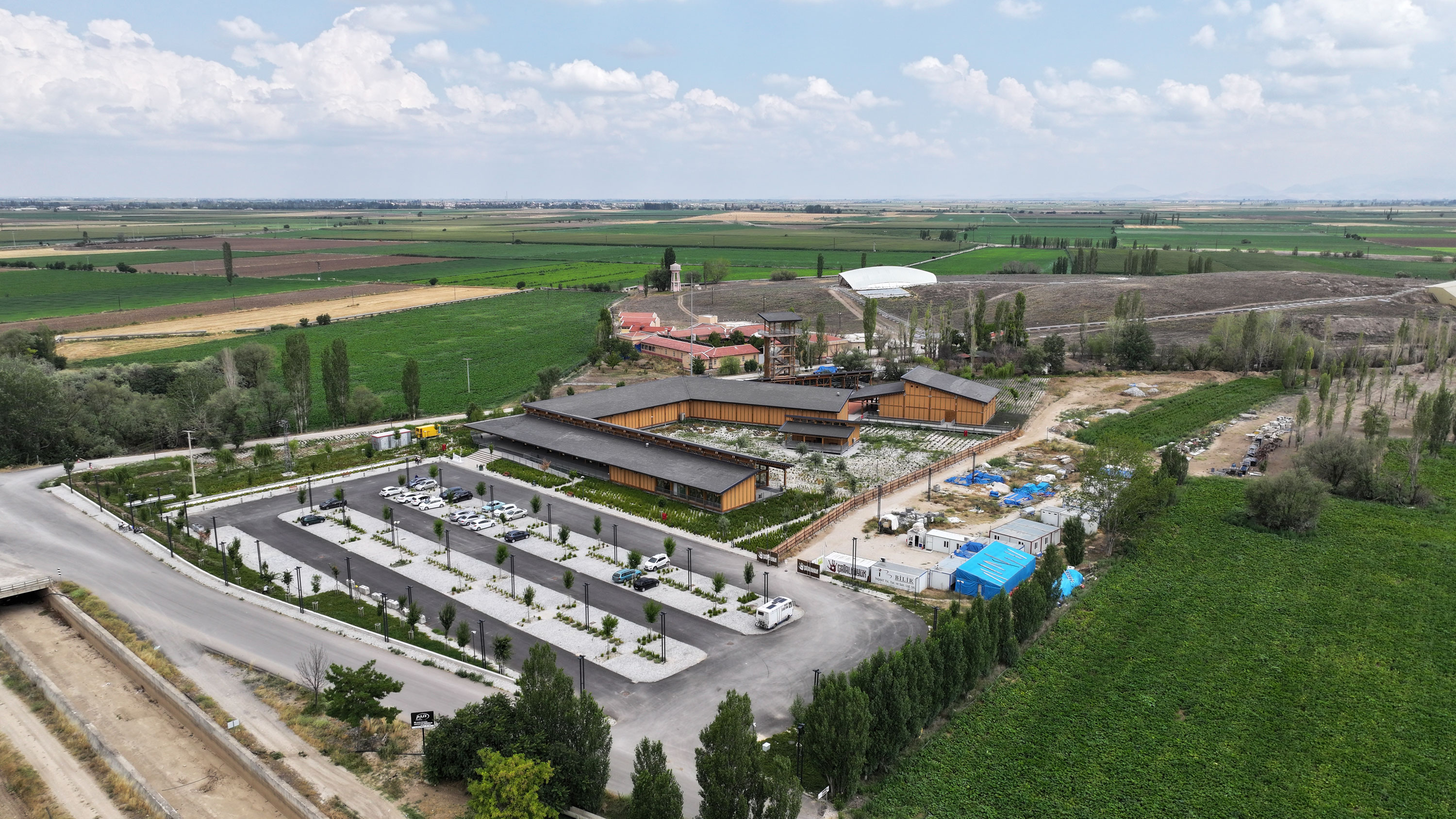 KONYA BÜYÜKŞEHİR ÇATALHÖYÜK TANITIM VE KARŞILAMA MERKEZİ, ANTİK KENTE İLGİYİ ARTIRDI