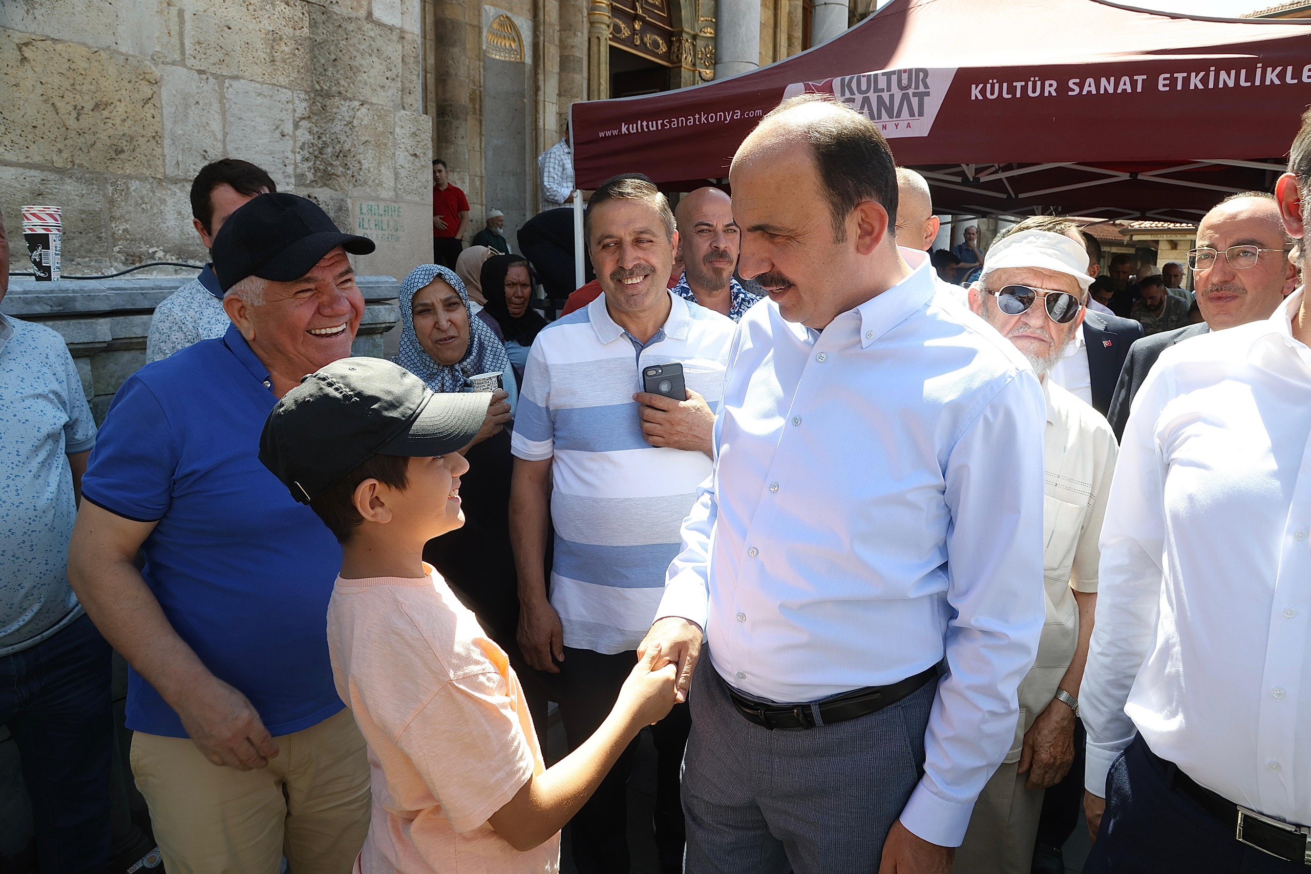 BAŞKAN ALTAY 3. TARİHİ BEDESTEN ALIŞVERİŞ GÜNLERİ’NİN AÇILIŞINI YAPTI