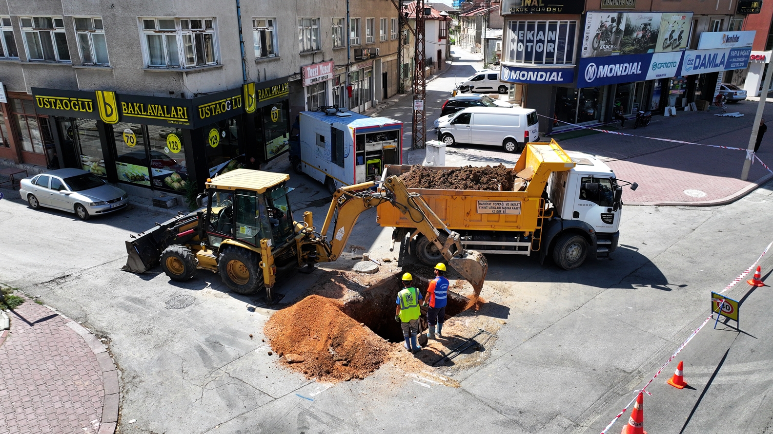 KONYA BÜYÜKŞEHİR’DEN ALTYAPI GÜÇLENDİRME OPERASYONU