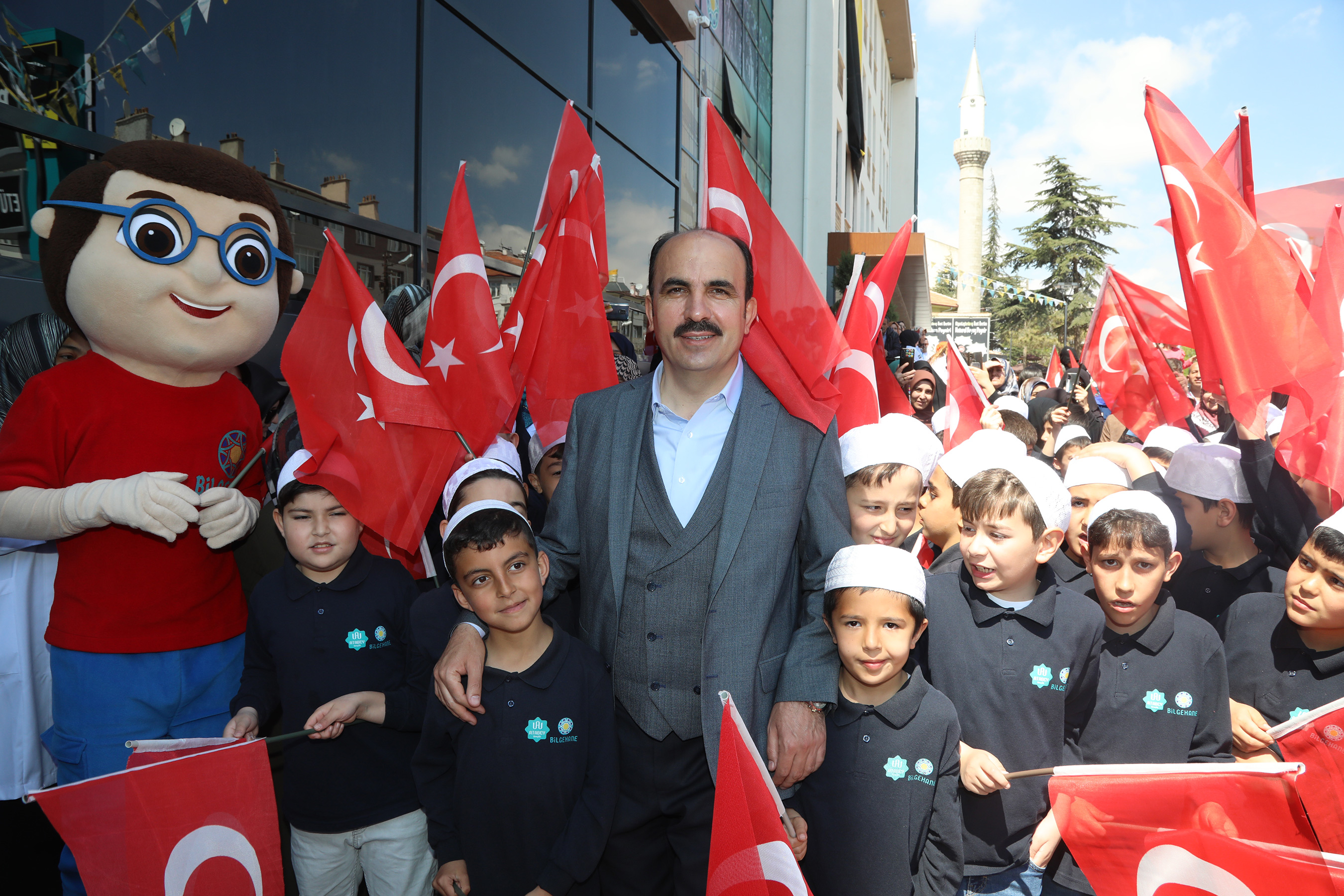 BAŞKAN ALTAY ÖĞRENCİLERİ BİLGEHANELERE KAYIT YAPTIRMAYA DAVET ETTİ
