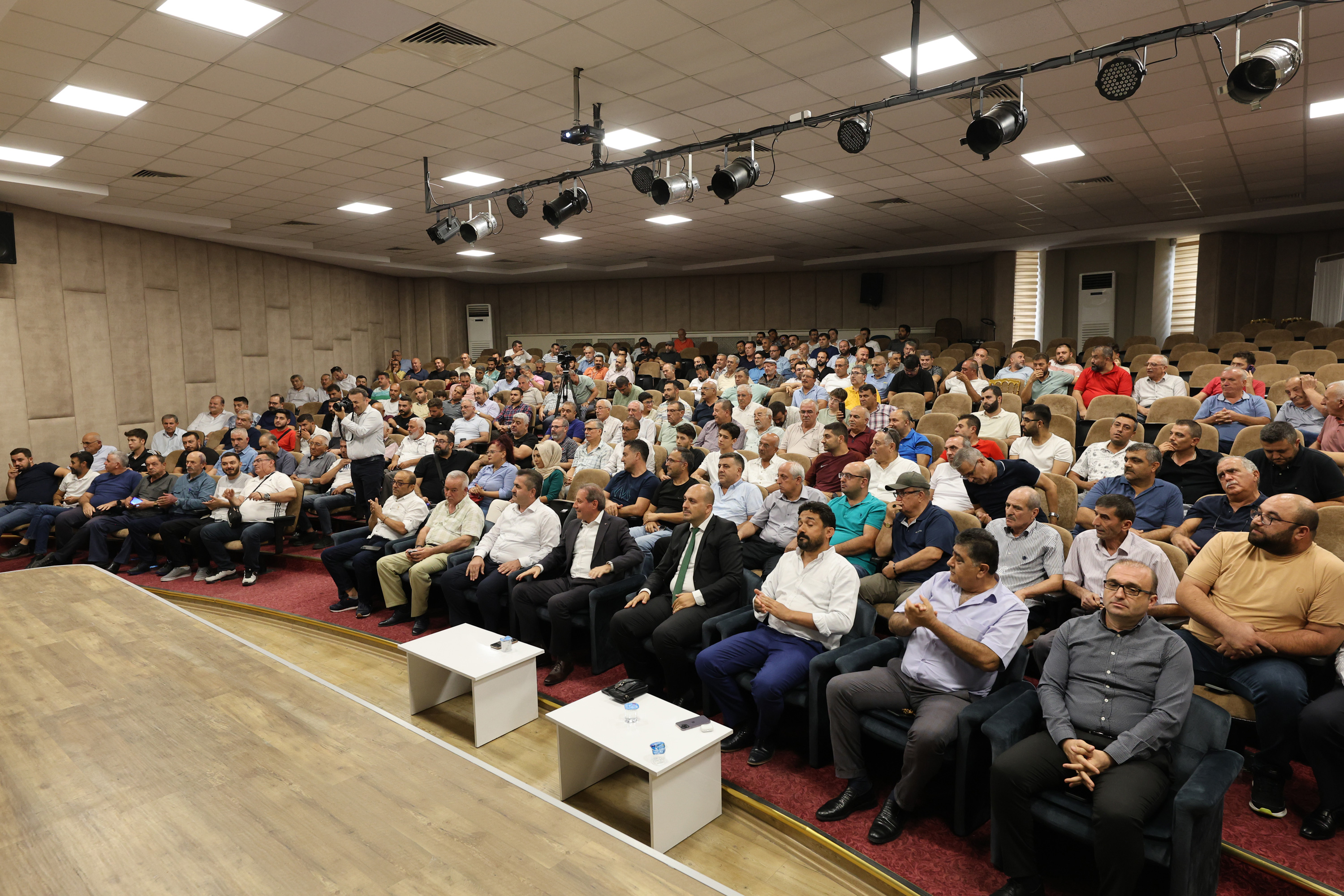 YENİ KAMYON GARAJI’NDA HAK SAHİBİ ESNAFLAR İÇİN KURALAR ÇEKİLDİ