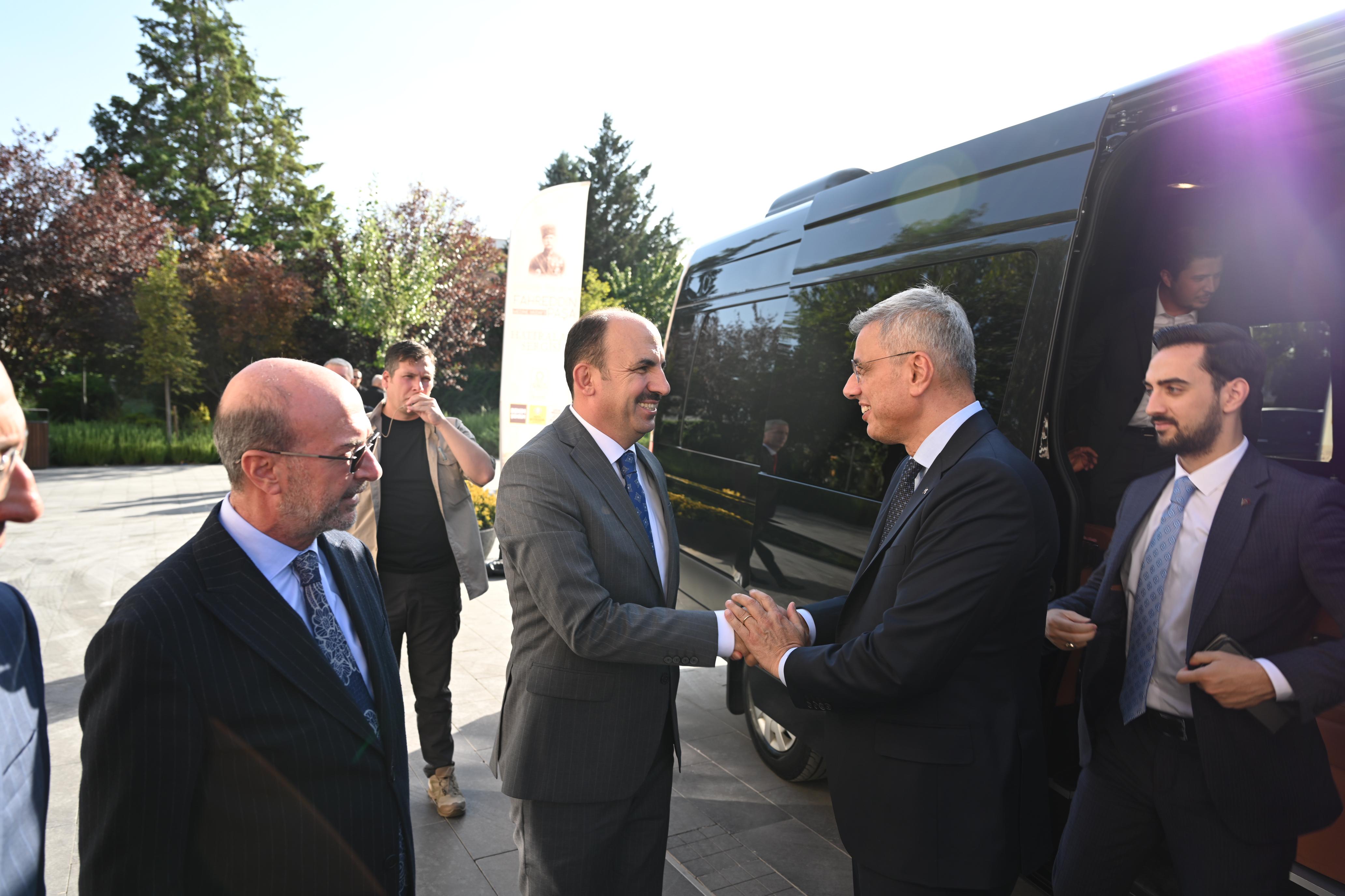 SAĞLIK BAKANI MEMİŞOĞLU BAŞKAN ALTAY’I ZİYARET ETTİ