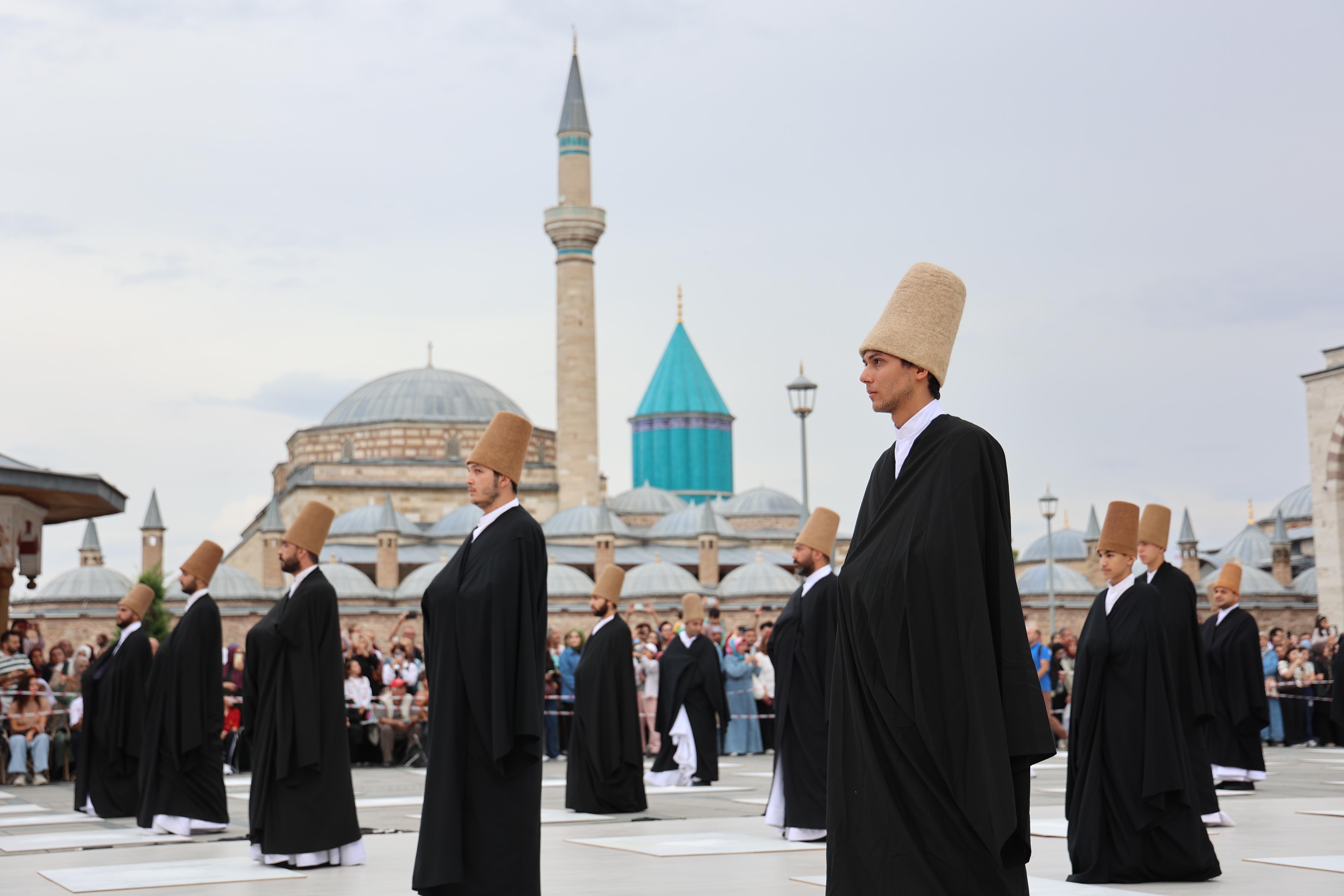DÜNYAYI KONYA’DA BULUŞTURAN 21. MİSTİK MÜZİK FESTİVALİ COŞKUYLA BAŞLADI
