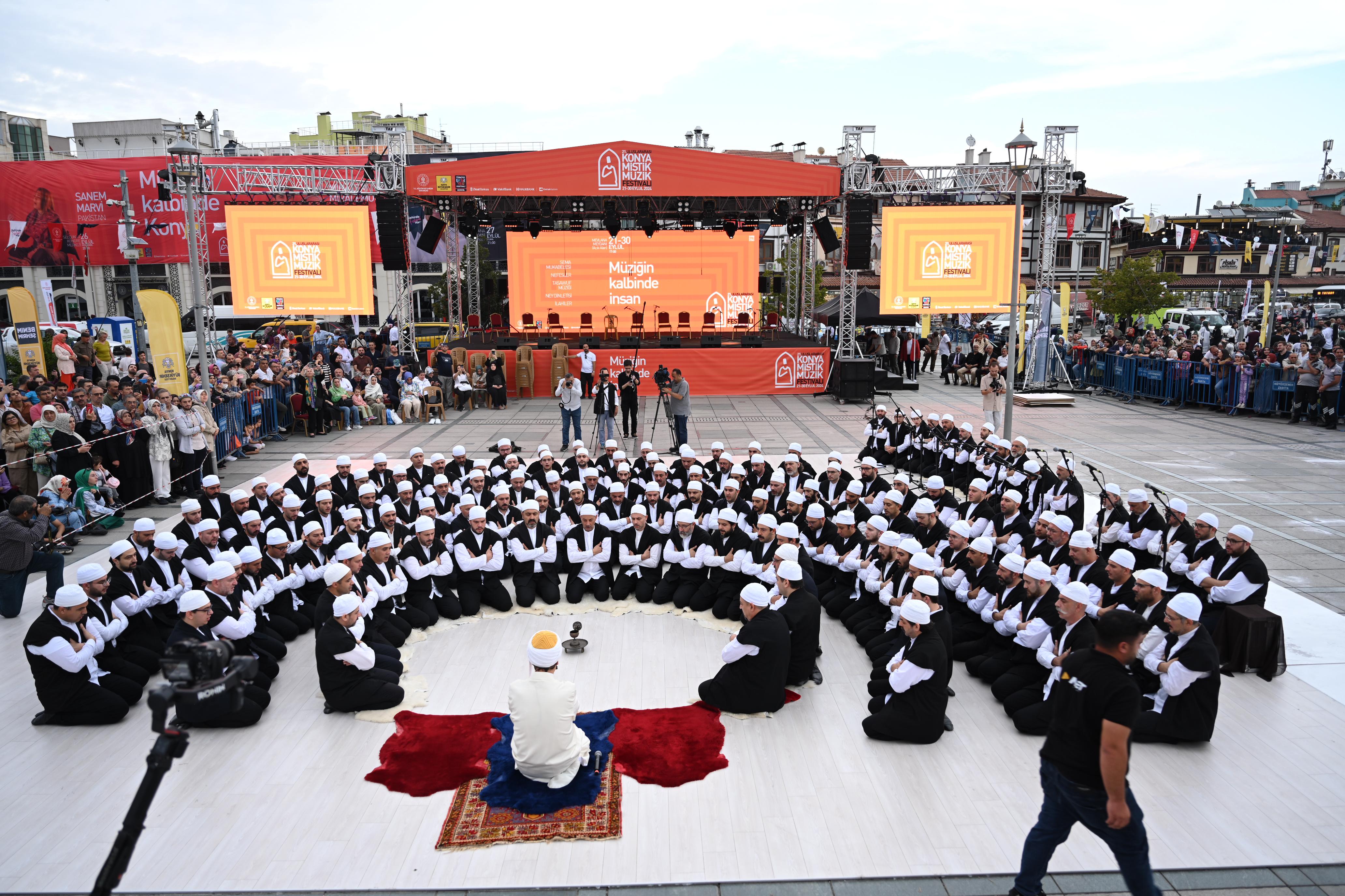 DÜNYAYI KONYA’DA BULUŞTURAN 21. MİSTİK MÜZİK FESTİVALİ COŞKUYLA BAŞLADI