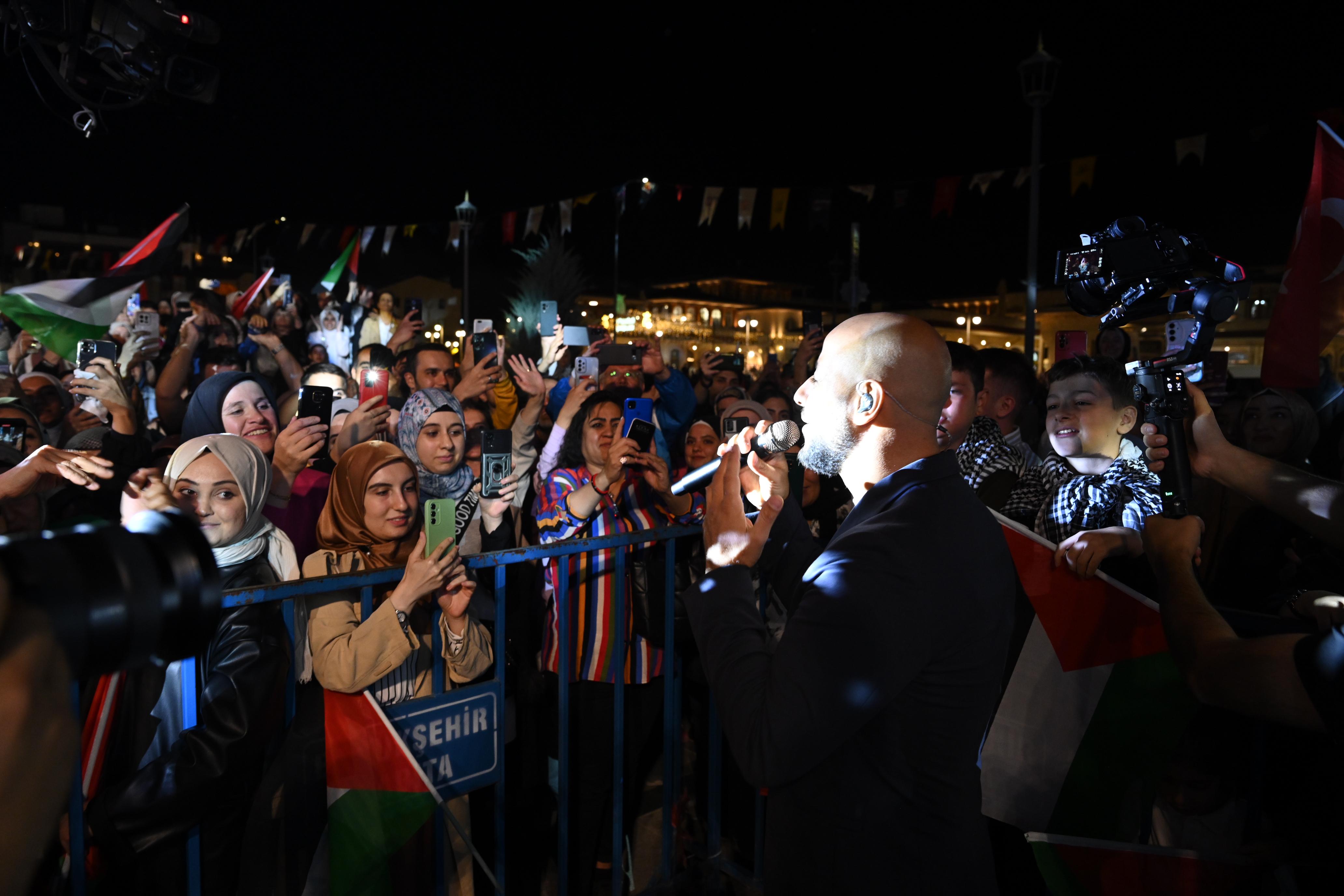 MAHER ZAİN, ULUSLARARASI KONYA MİSTİK MÜZİK FESTİVALİ’NDE KONYALILARLA BULUŞTU