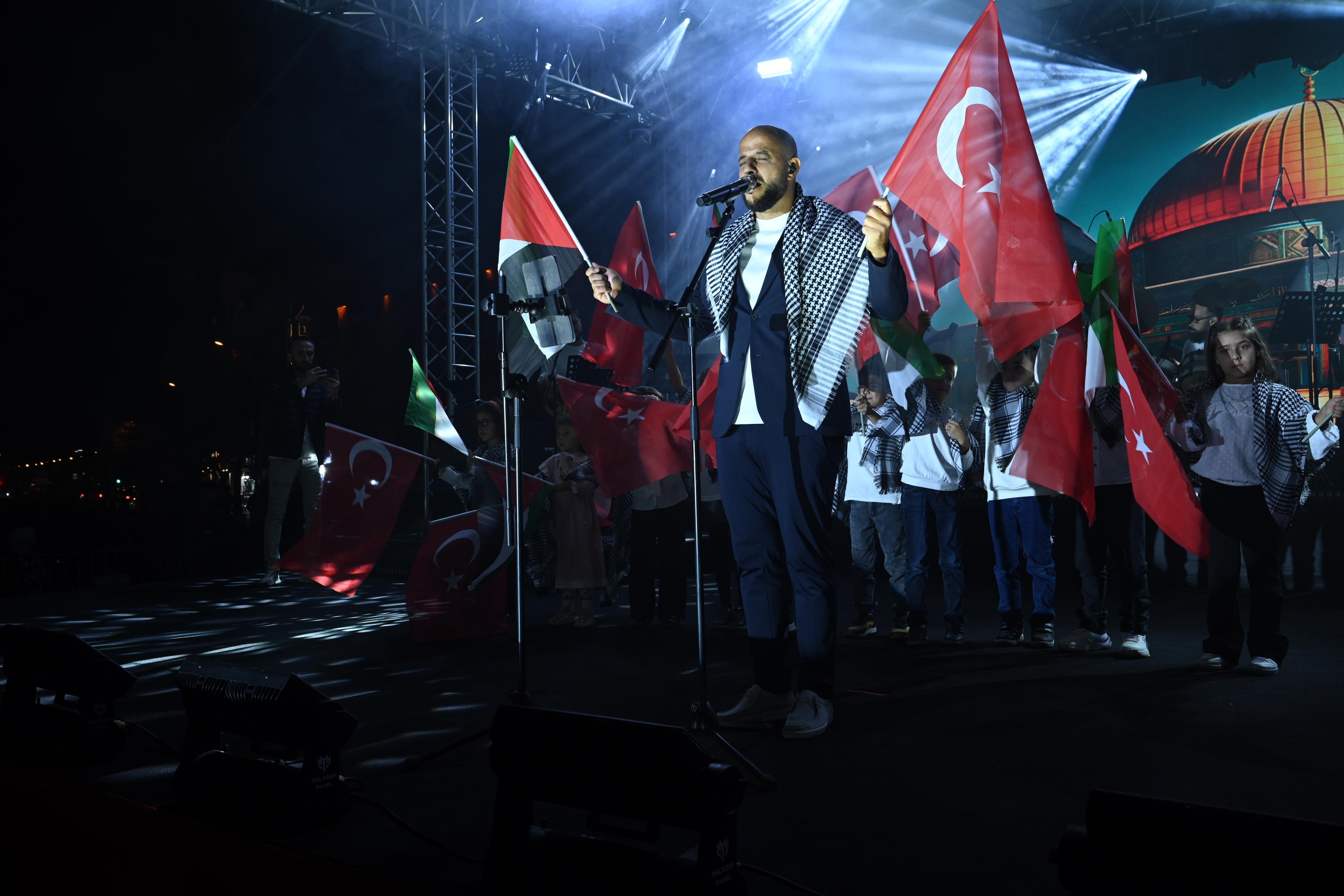 MAHER ZAİN, ULUSLARARASI KONYA MİSTİK MÜZİK FESTİVALİ’NDE KONYALILARLA BULUŞTU