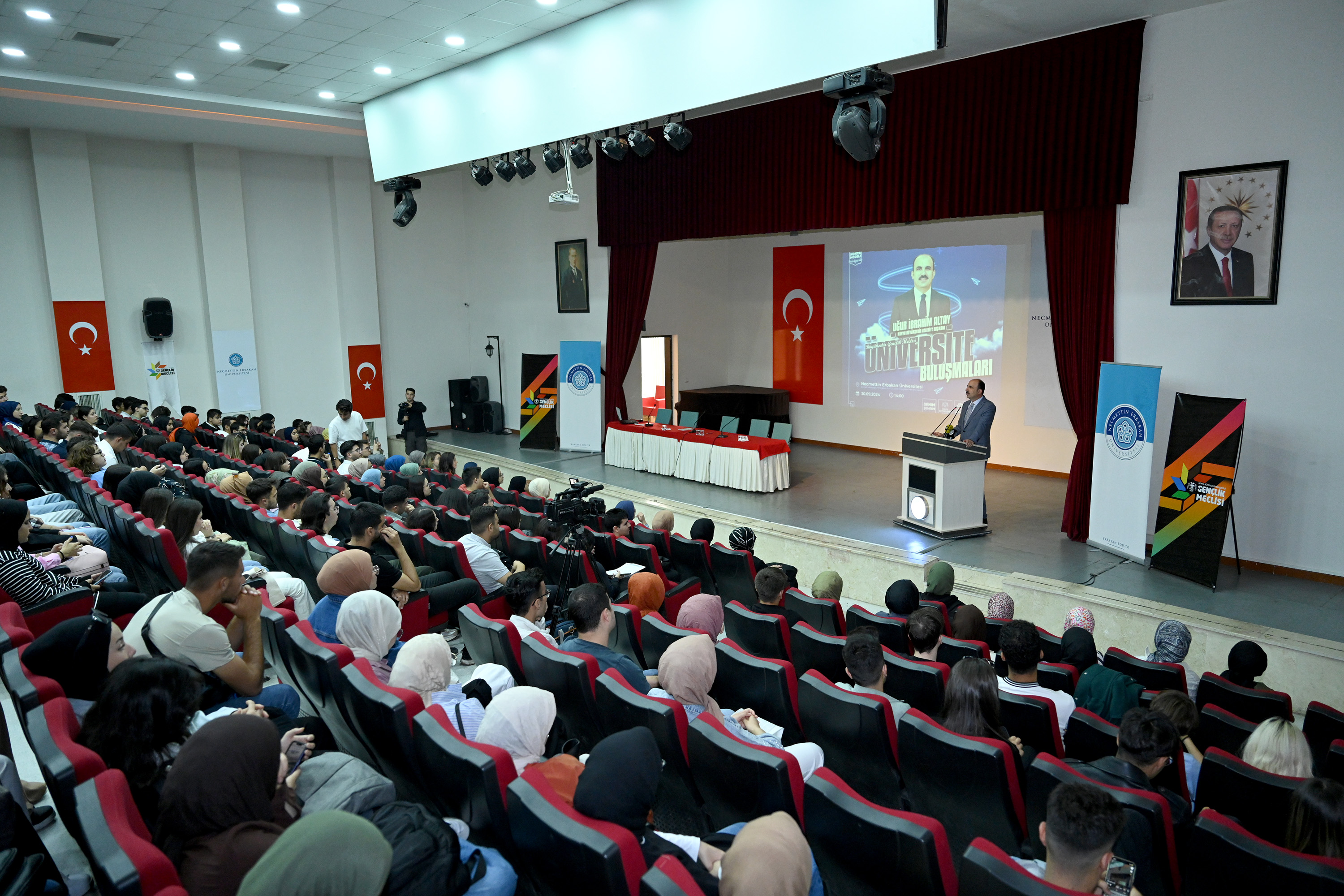 BAŞKAN ALTAY: “ÜLKEMİZİN VE DÜNYANIN SİZE İHTİYACI VAR”