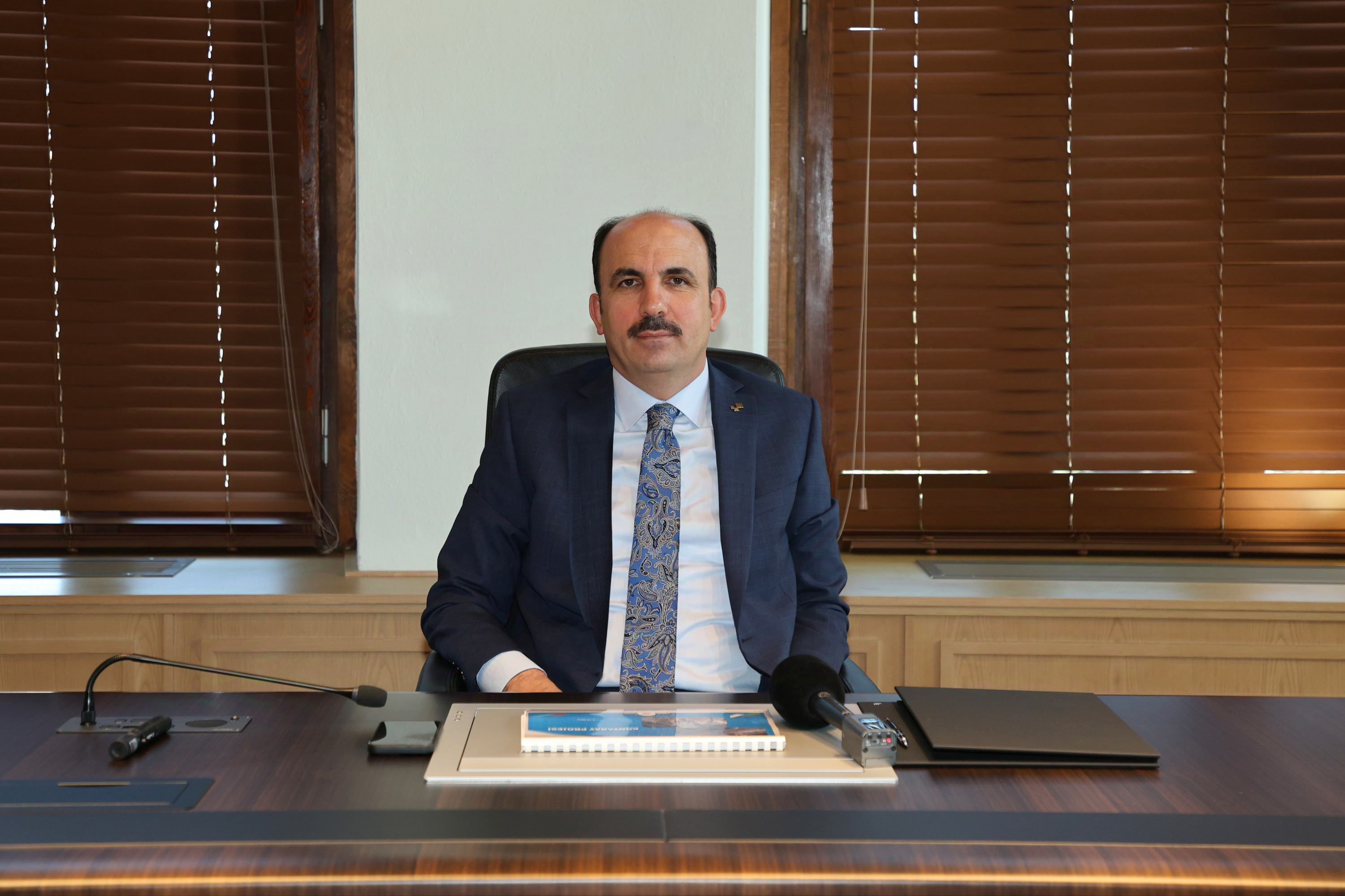 BAŞKAN ALTAY BANLİYÖ HATTINDA ÇALIŞMALARIN YOĞUN ŞEKİLDE SÜRDÜĞÜNÜ AÇIKLADI