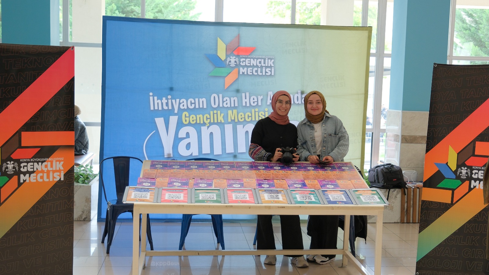 KONYA BÜYÜKŞEHİR GENÇLİK MECLİSİ NEÜ ÖĞRENCİLERİNE FAALİYETLERİNİ ANLATTI