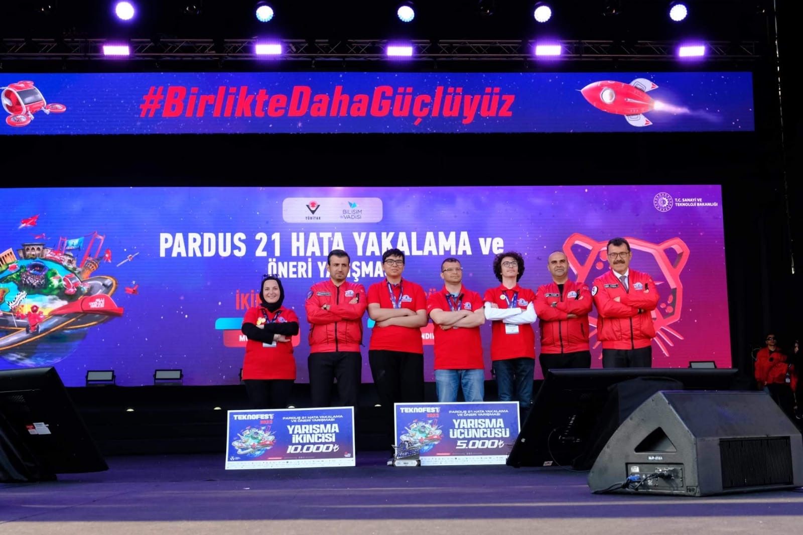 BAŞKAN ALTAY TEKNOFEST’E DAMGA VURAN KAPSÜL TAKIMLARINI TEBRİK ETTİ
