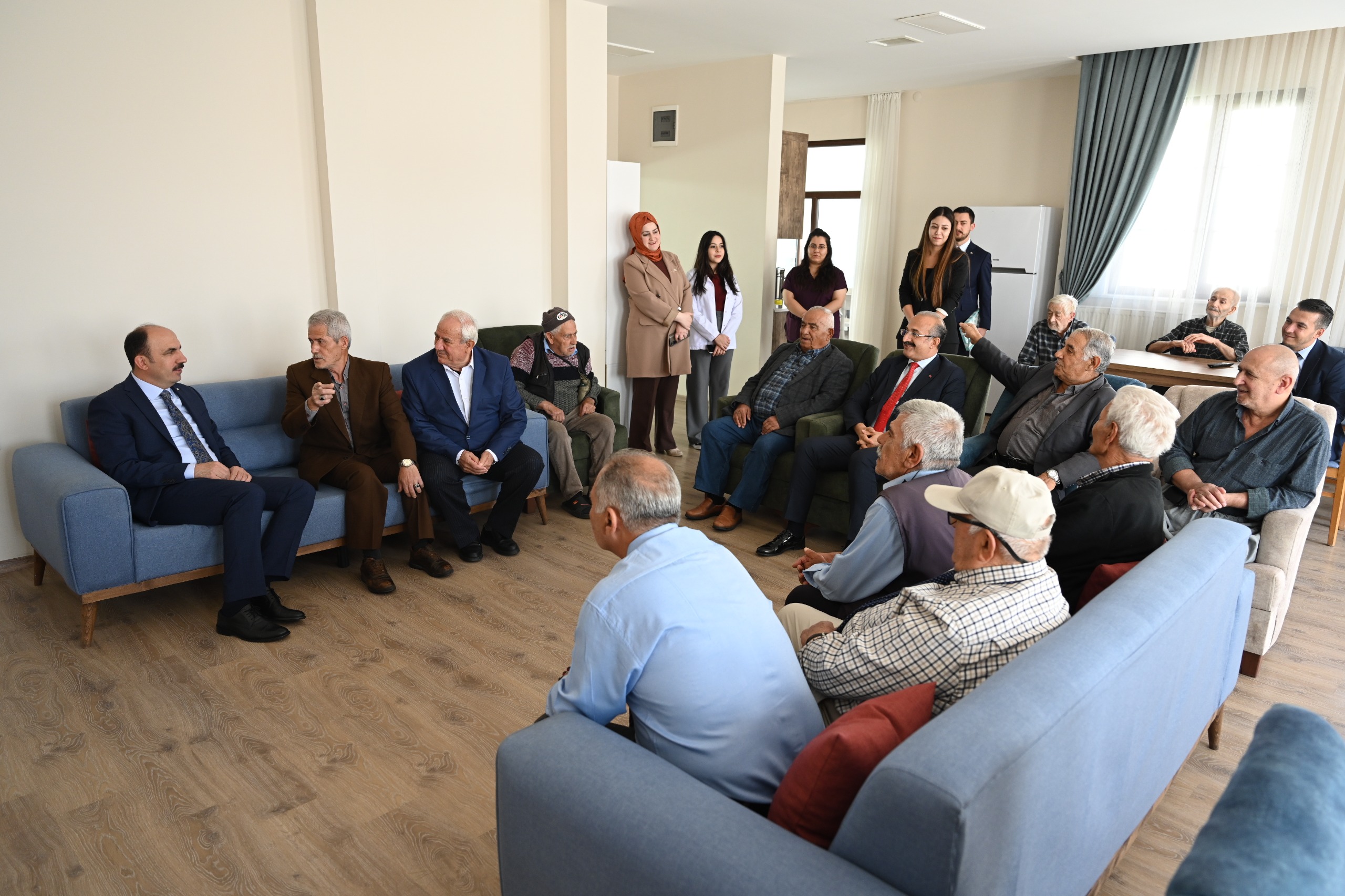 BAŞKAN ALTAY SAMİMİ DAVETİ KARŞILIKSIZ BIRAKMADI