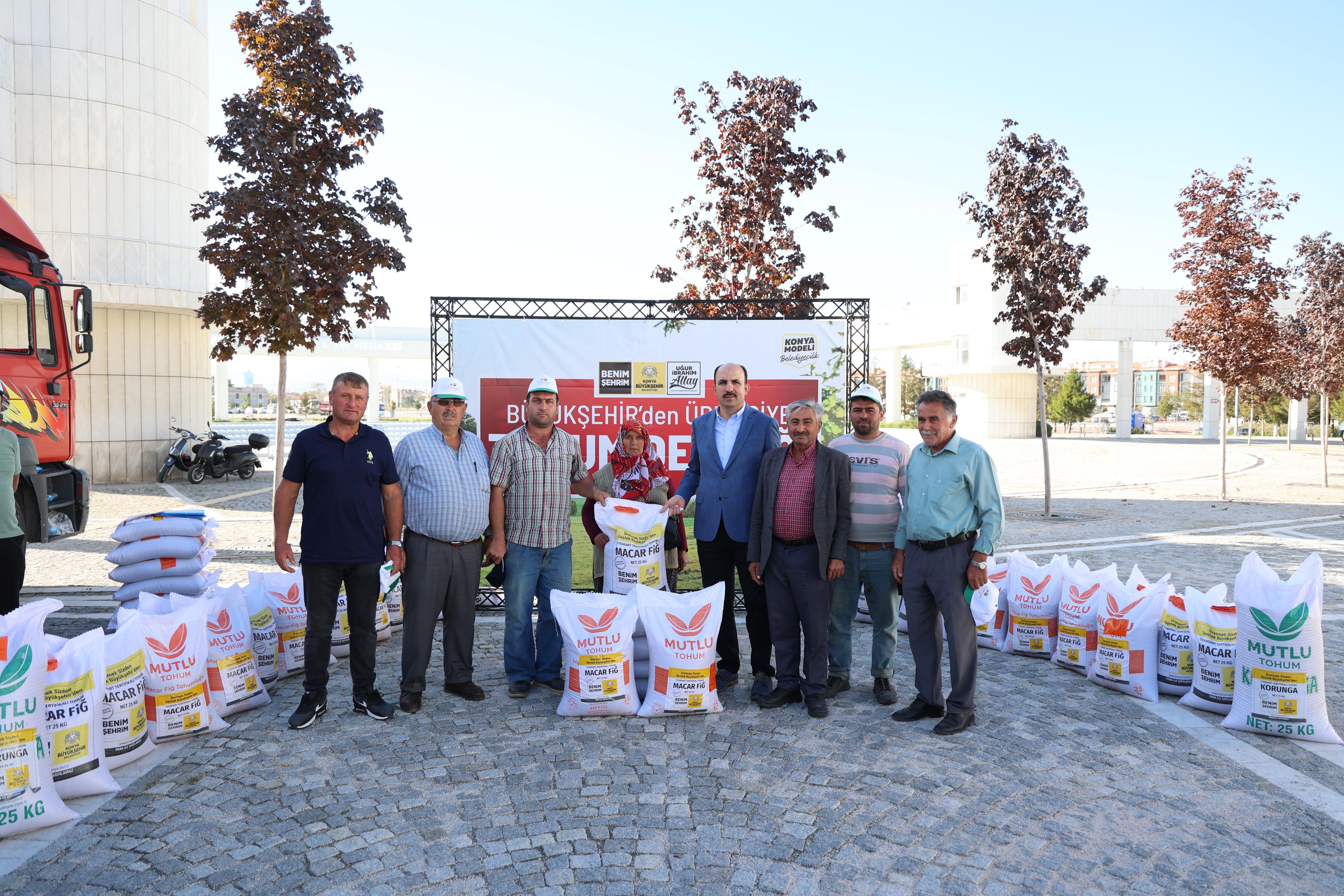 KONYA BÜYÜKŞEHİR 2024-2025 SEZONUNDA ÇİFTÇİYE 18 FARKLI TÜRDE TARIMSAL DESTEK VERECEK