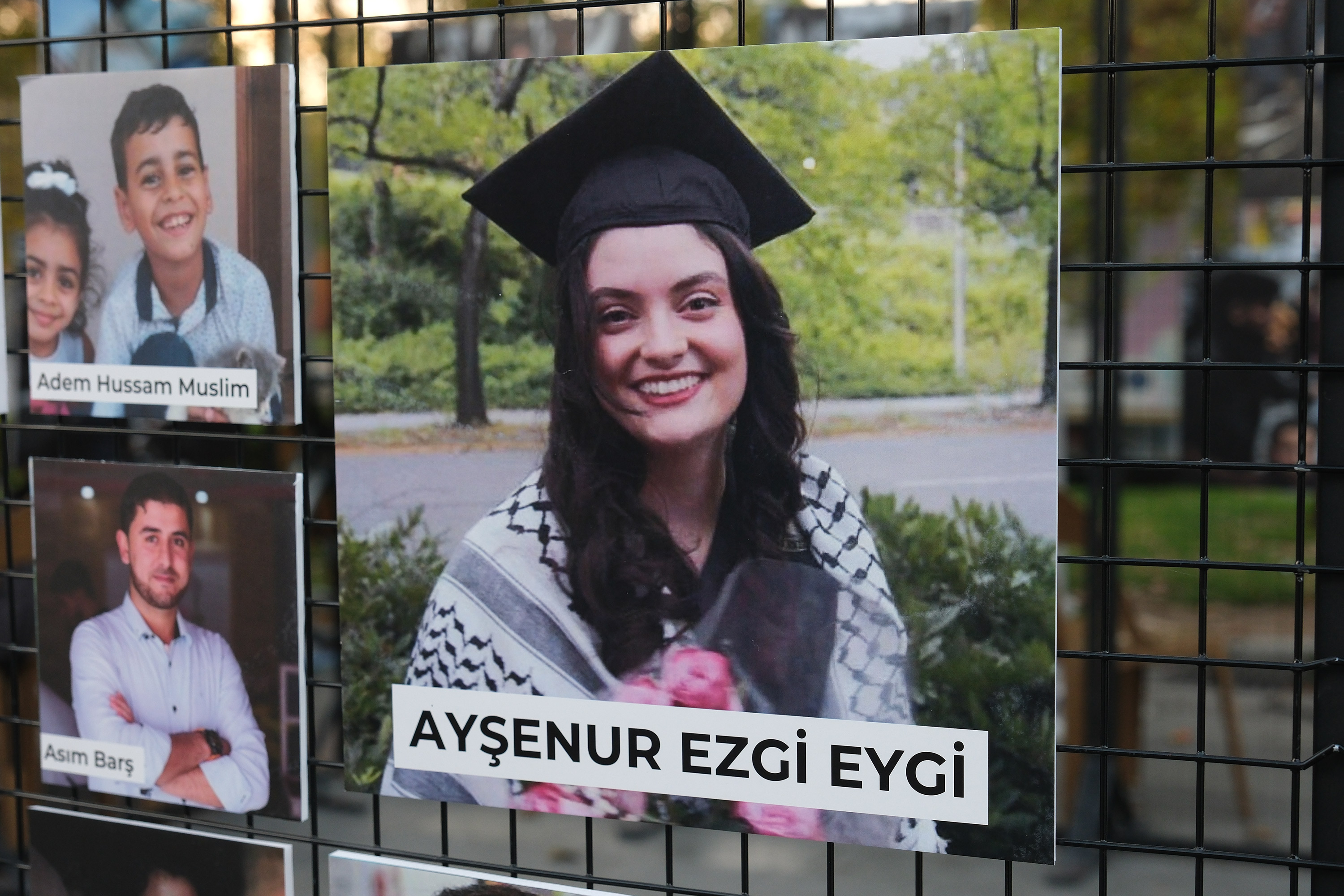 KUDÜS ÇALIŞMA GRUBU GAZZE’DEKİ KATLİAMIN 1. YILINDA FARKINDALIK ETKİNLİKLERİ DÜZENLİYOR
