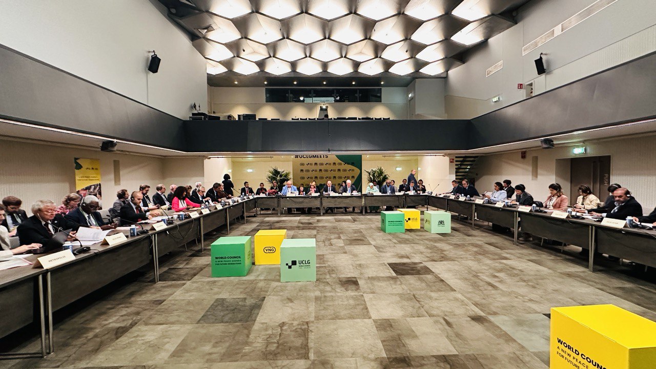 UCLG BAŞKANI ALTAY LAHEY’DEN DÜNYAYA SESLENDİ: “İSRAİL’İN ÖLDÜRDÜĞÜ MASUM BEBEKLERİN CESETLERİ BUGÜN SESSİZ KALAN DÜNYANIN ALNINDA KARA BİR LEKEDİR”
