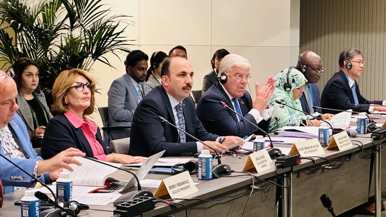 UCLG BAŞKANI ALTAY LAHEY’DEN DÜNYAYA SESLENDİ: “İSRAİL’İN ÖLDÜRDÜĞÜ MASUM BEBEKLERİN CESETLERİ BUGÜN SESSİZ KALAN DÜNYANIN ALNINDA KARA BİR LEKEDİR”