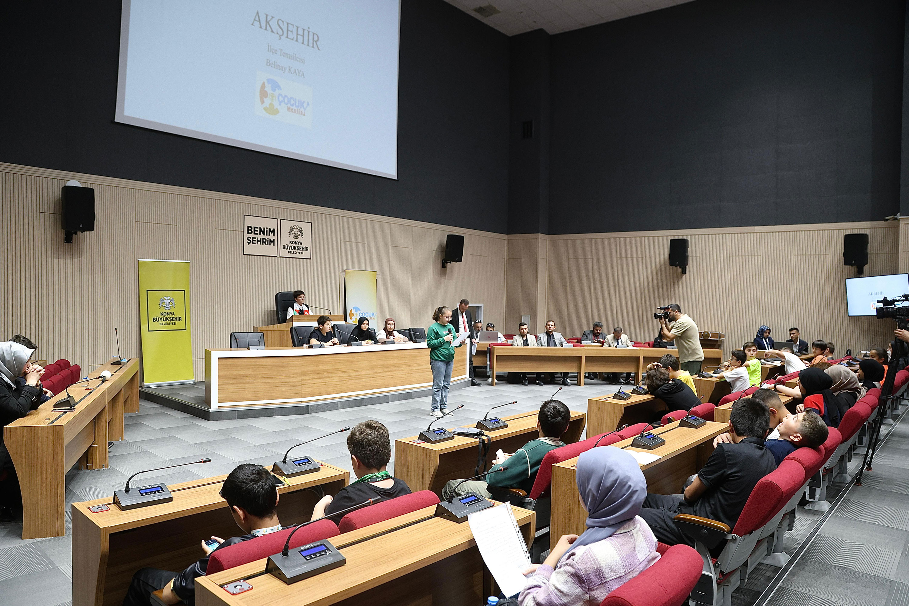 KONYA BÜYÜKŞEHİR BELEDİYESİ ÇOCUK MECLİSİ BU DÖNEMİN İLK TOPLANTISINI YAPTI