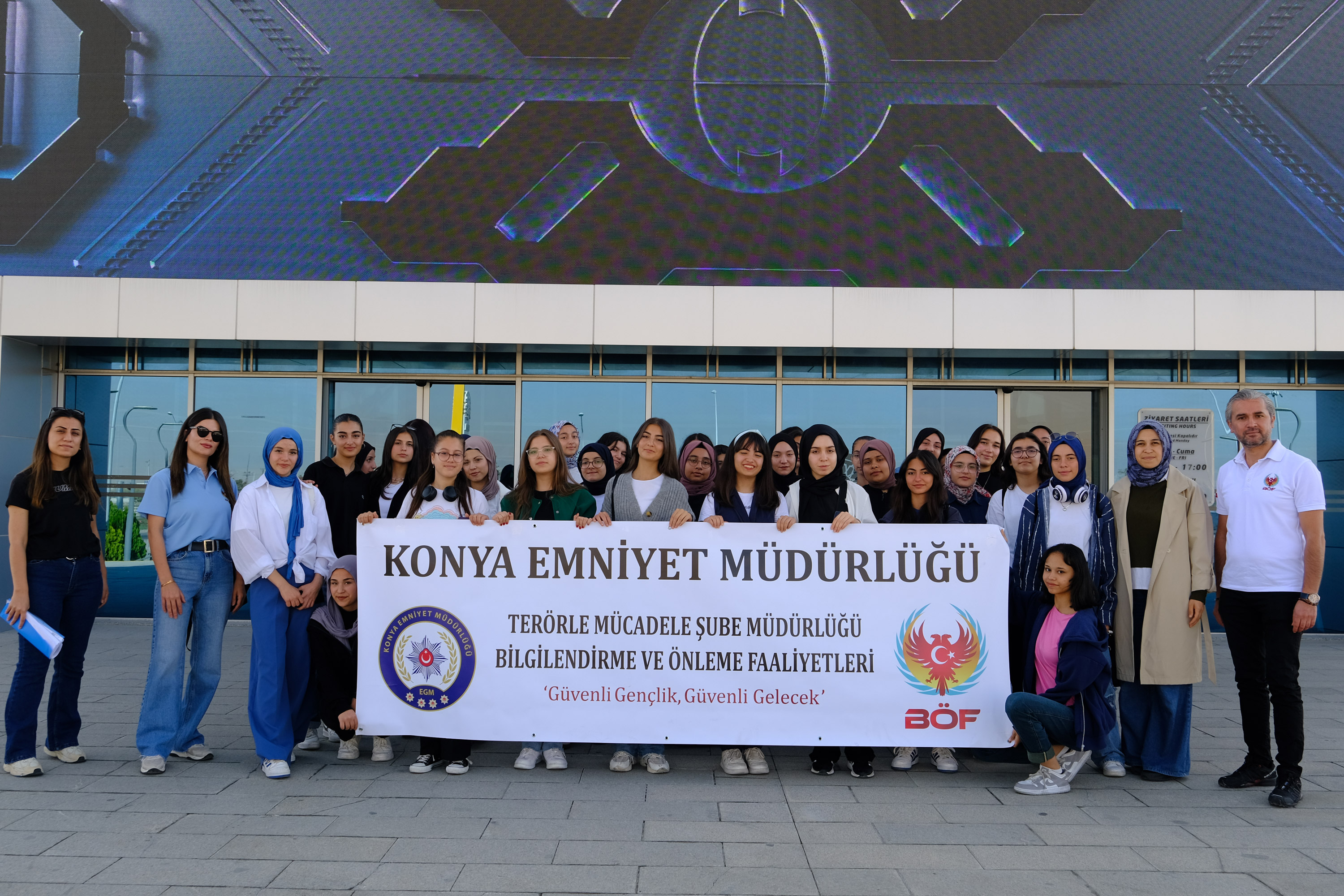 KONYA BÜYÜKŞEHİR VE İL EMNİYET MÜDÜRLÜĞÜ’NDEN GENÇLER İÇİN ORTAK ÇALIŞMA